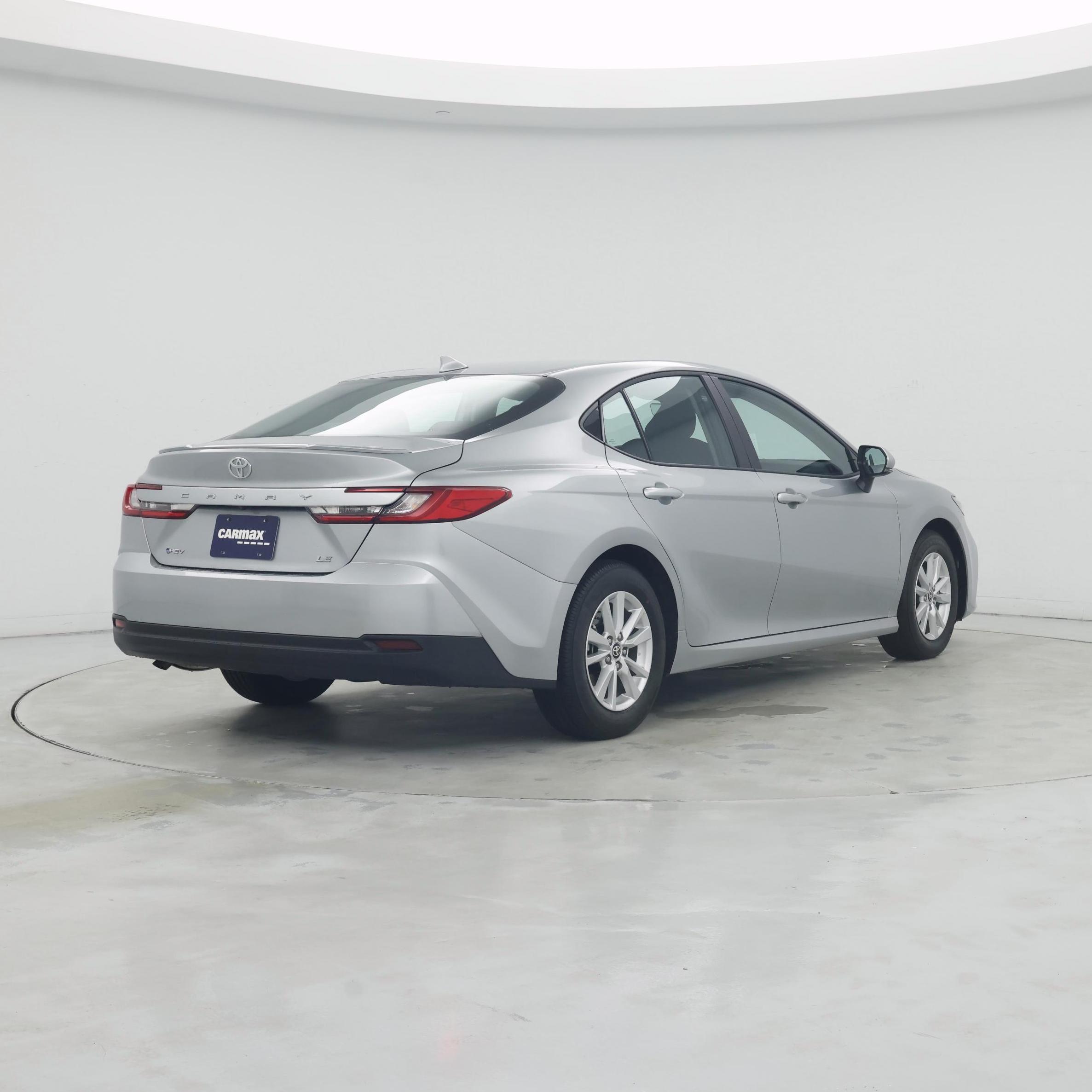 Thumbnail: 2025 Toyota Camry - 8