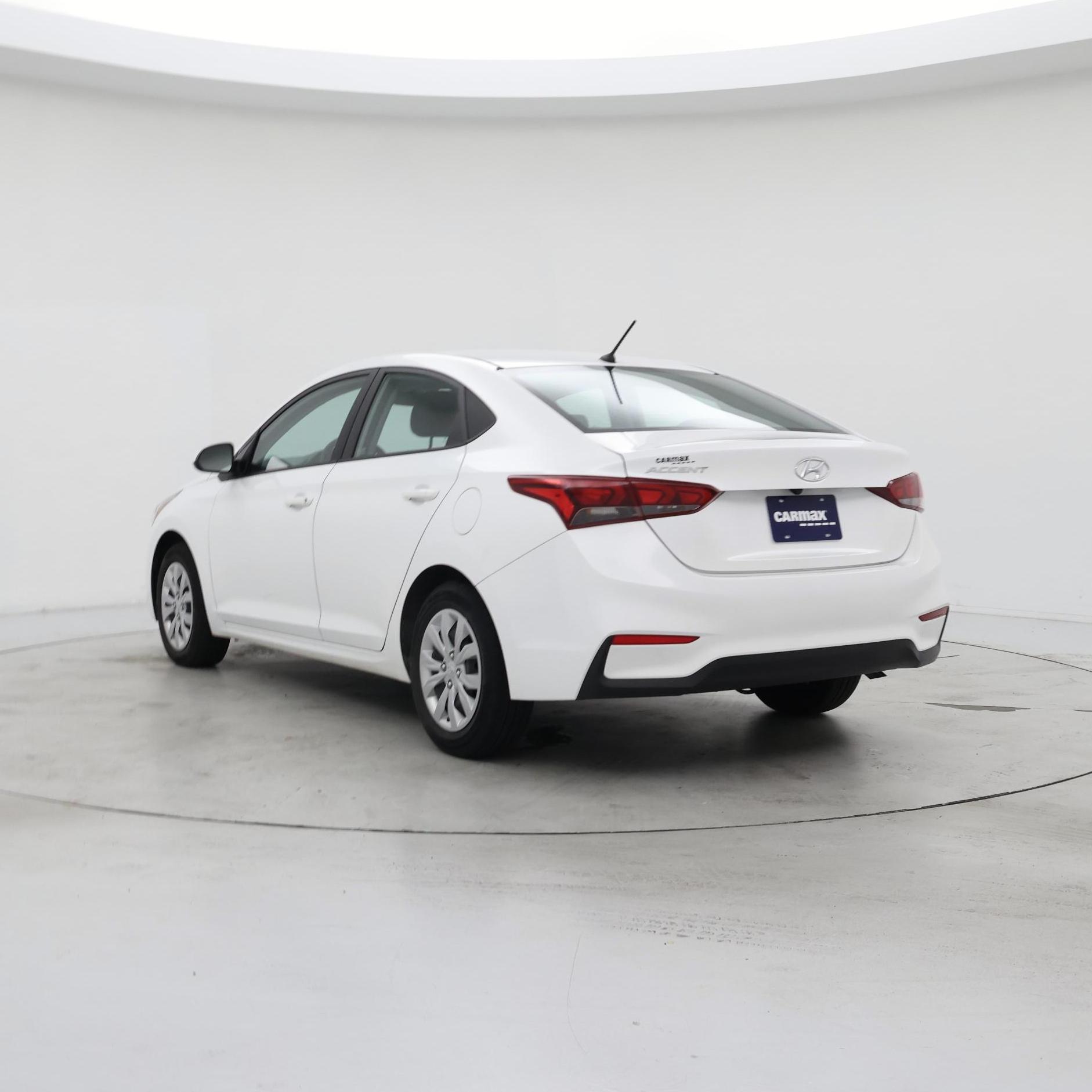 Thumbnail: 2022 Hyundai Accent - 2