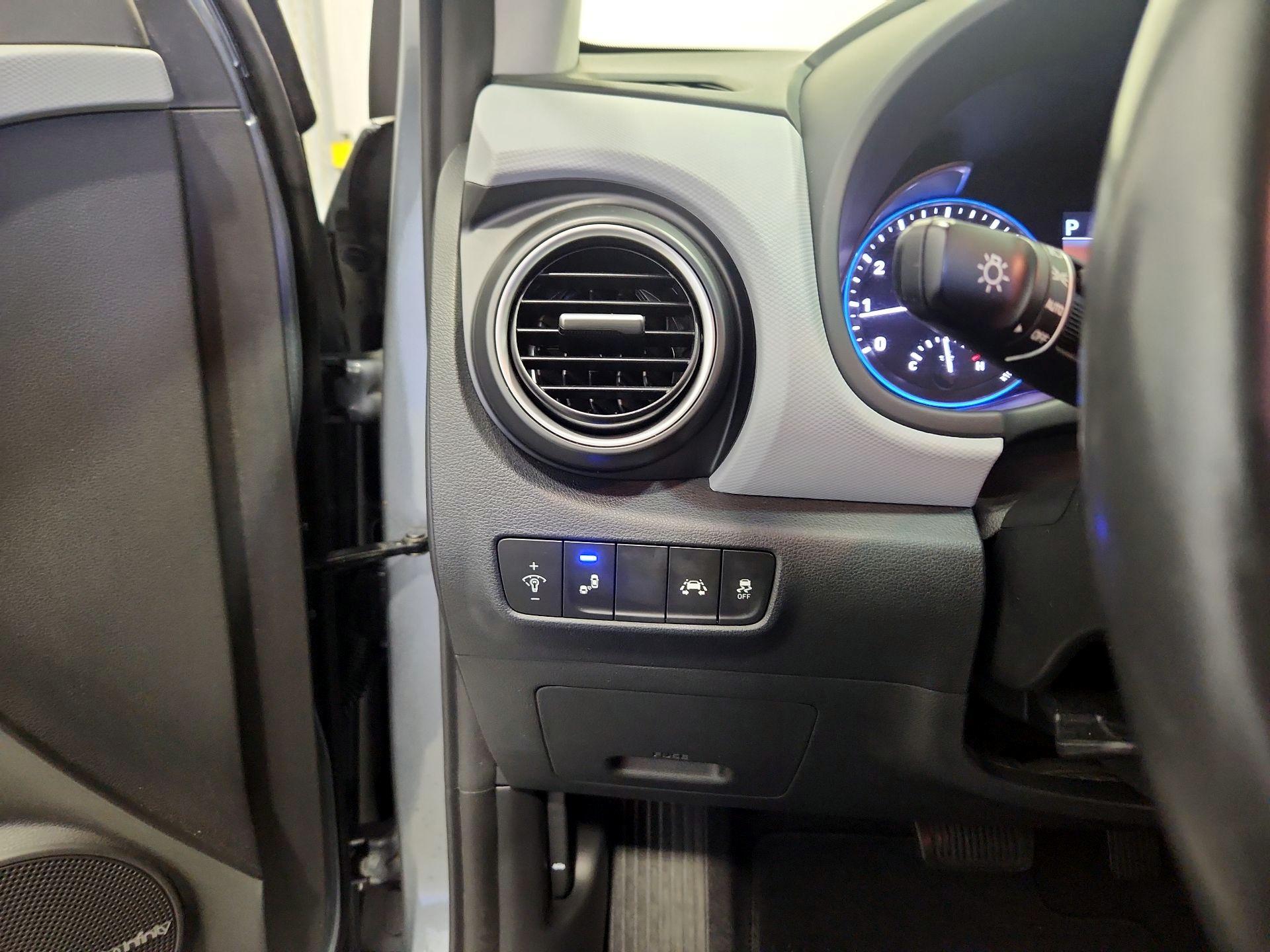 Thumbnail: 2021 Hyundai Kona - 13