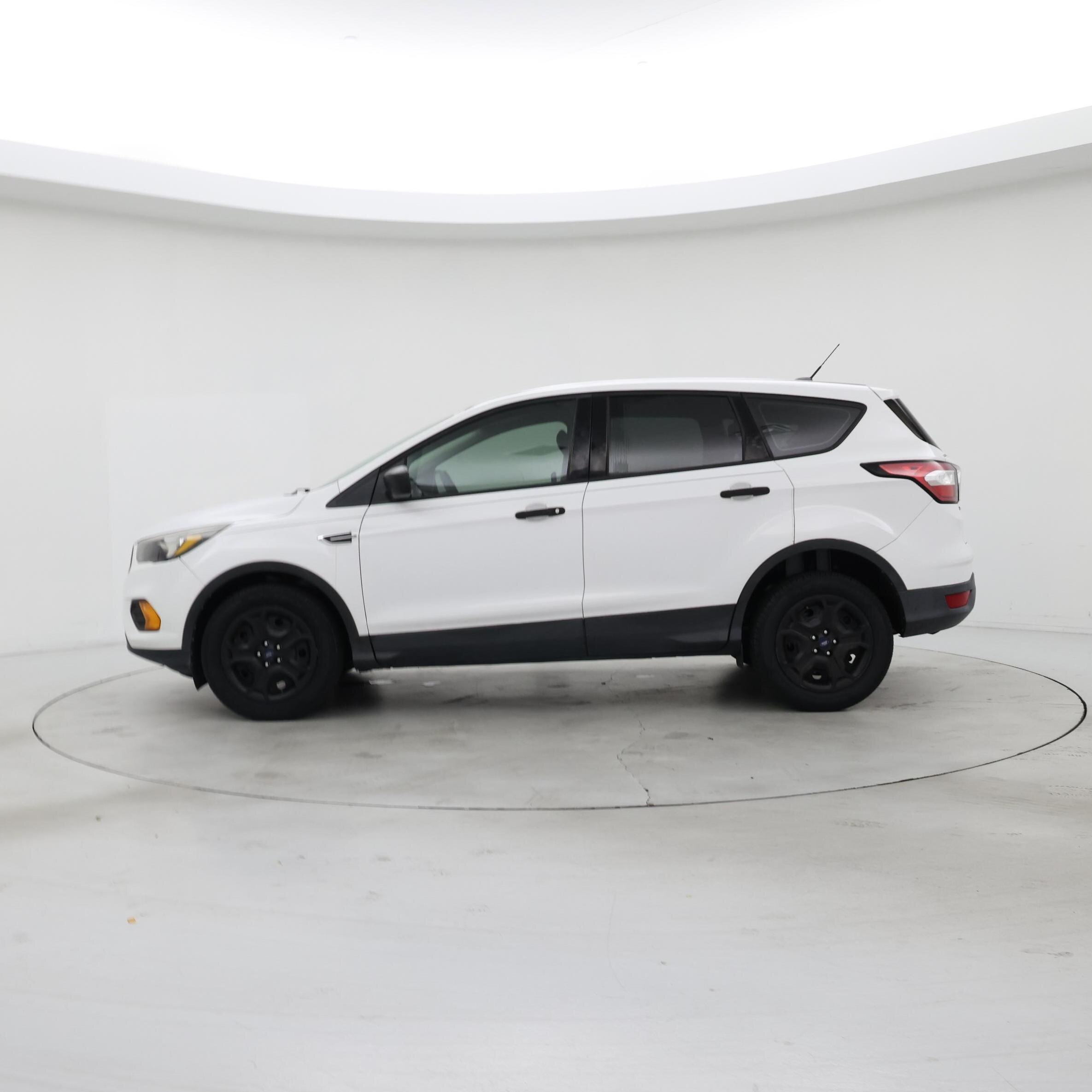 Thumbnail: 2018 Ford Escape - 3