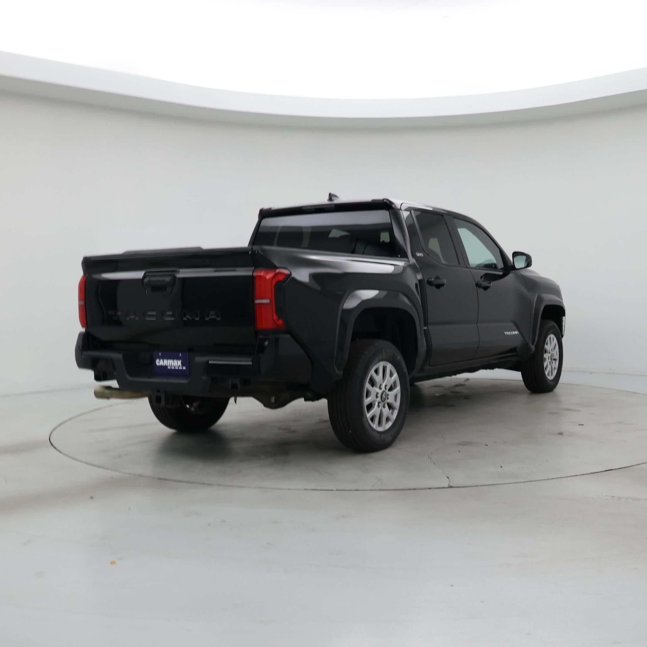 Thumbnail: 2024 Toyota Tacoma - 8