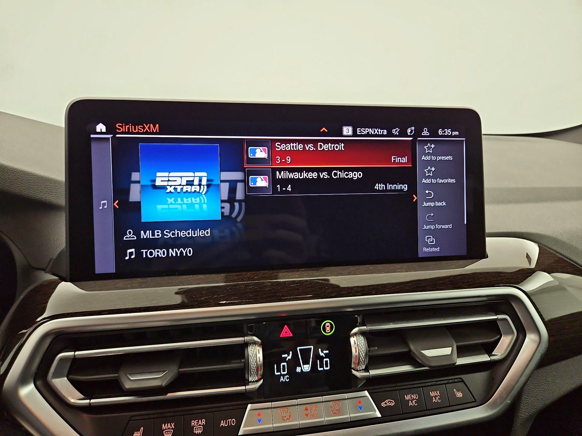 Thumbnail: 2024 BMW X4 - 16