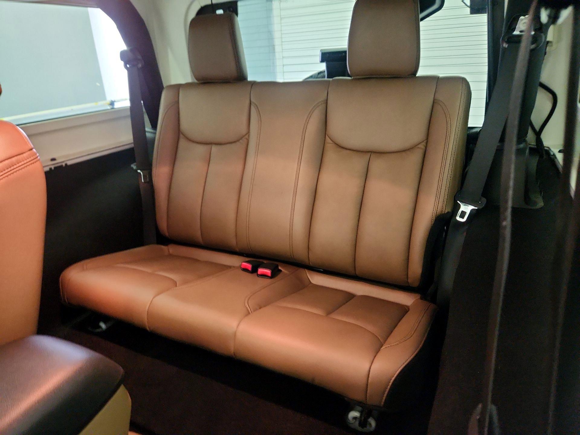 Thumbnail: 2018 Jeep Wrangler - 19