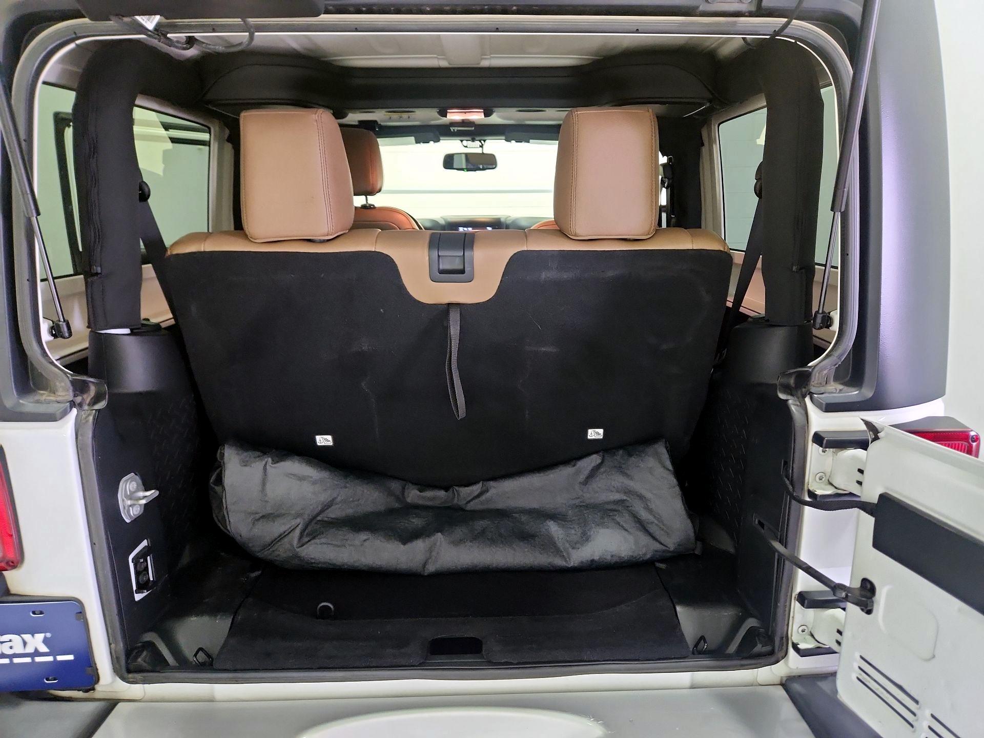 Thumbnail: 2018 Jeep Wrangler - 20