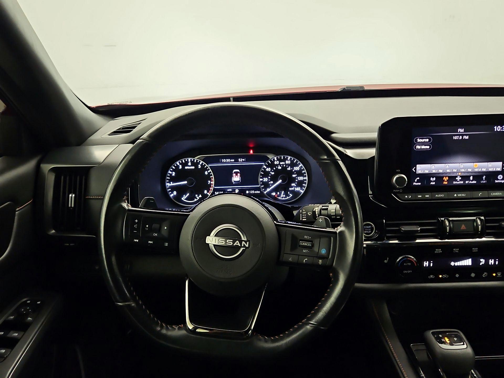 Thumbnail: 2023 Nissan Pathfinder - 10