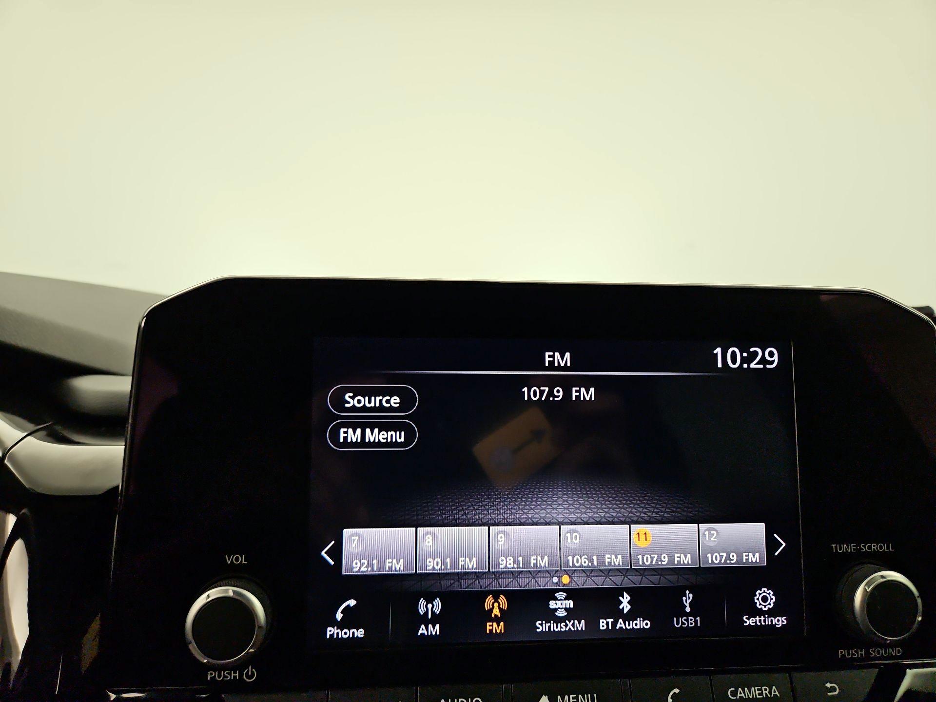 Thumbnail: 2023 Nissan Pathfinder - 15