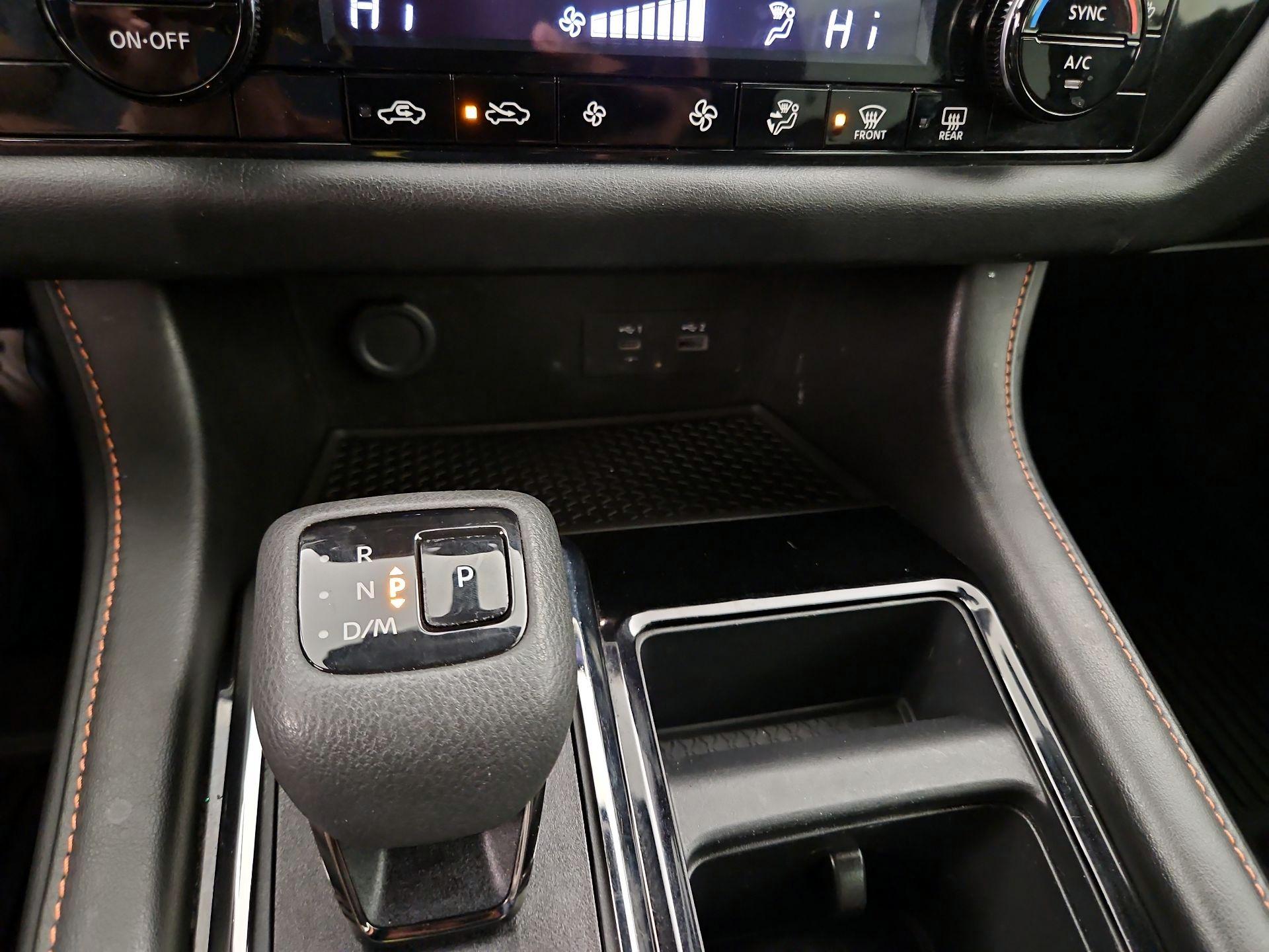 Thumbnail: 2023 Nissan Pathfinder - 17