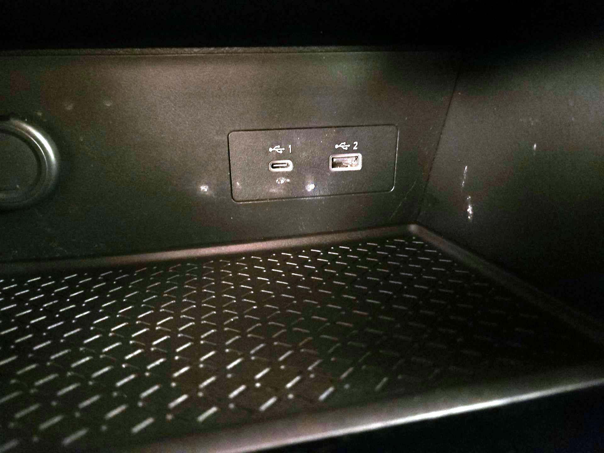 Thumbnail: 2023 Nissan Pathfinder - 18