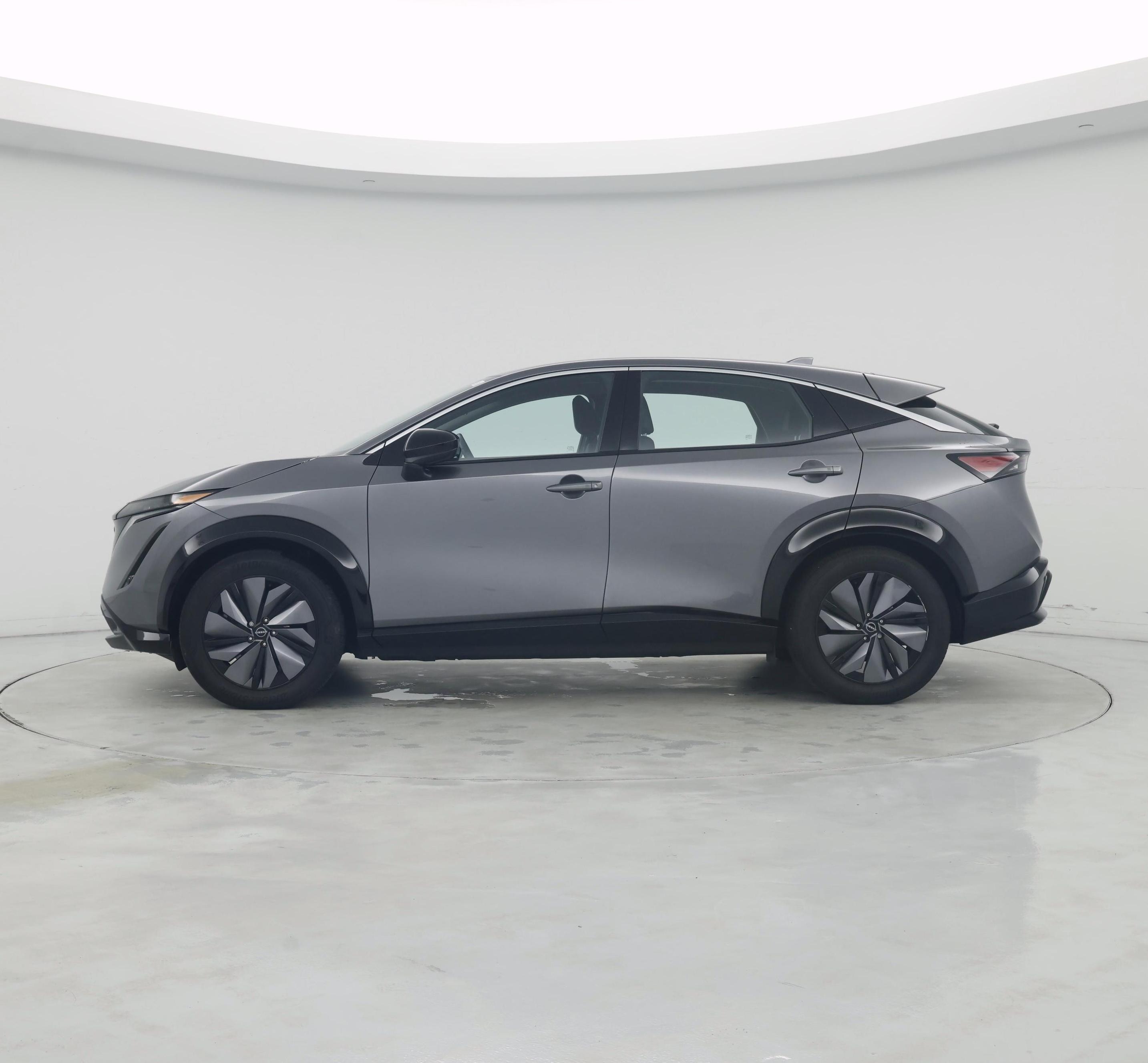 Thumbnail: 2023 Nissan Ariya - 3