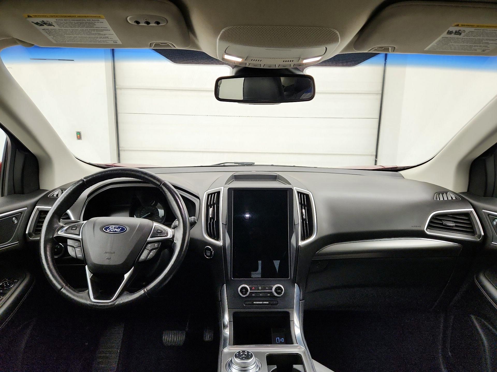 Thumbnail: 2023 Ford Edge - 9