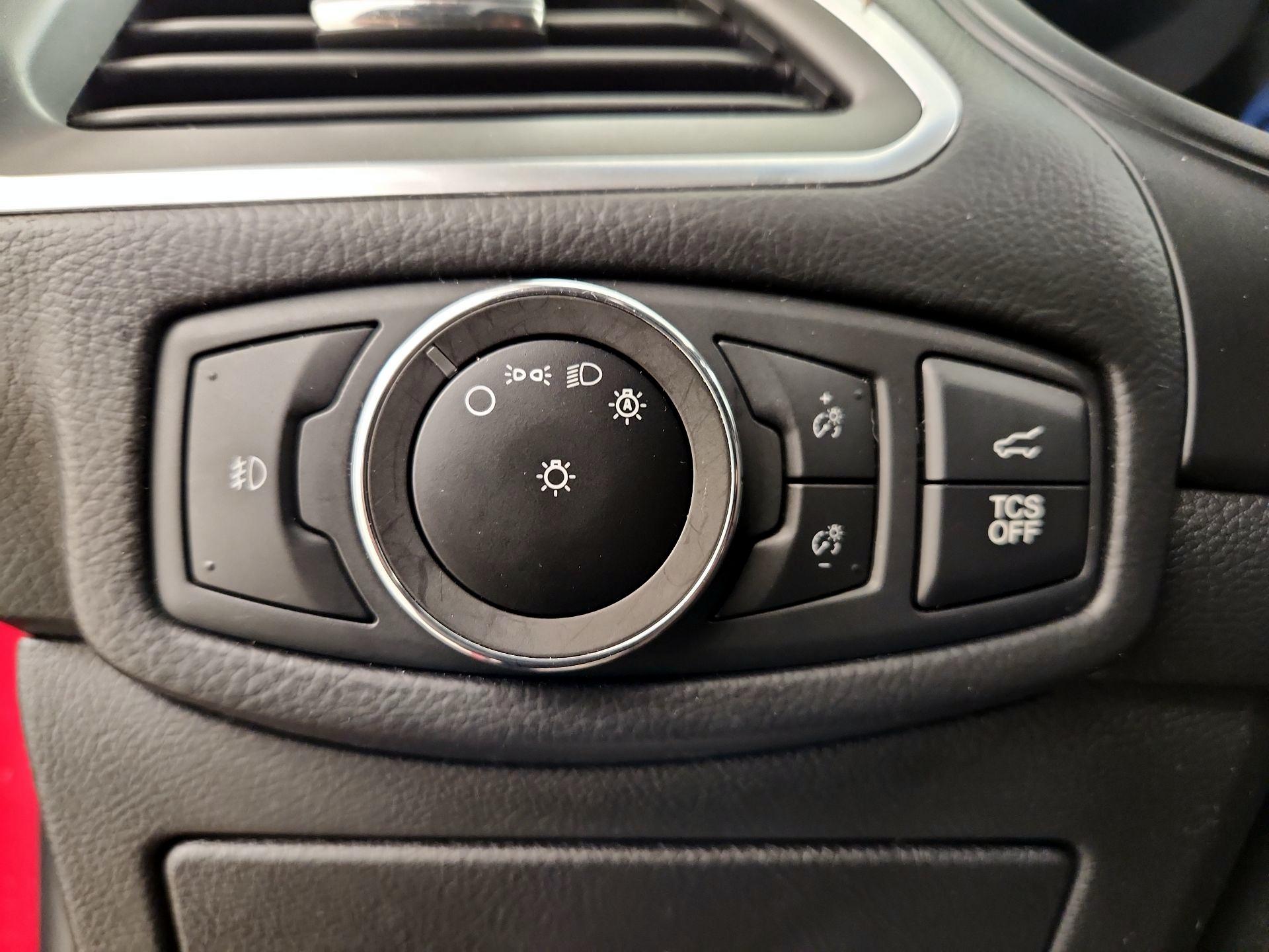 Thumbnail: 2023 Ford Edge - 13