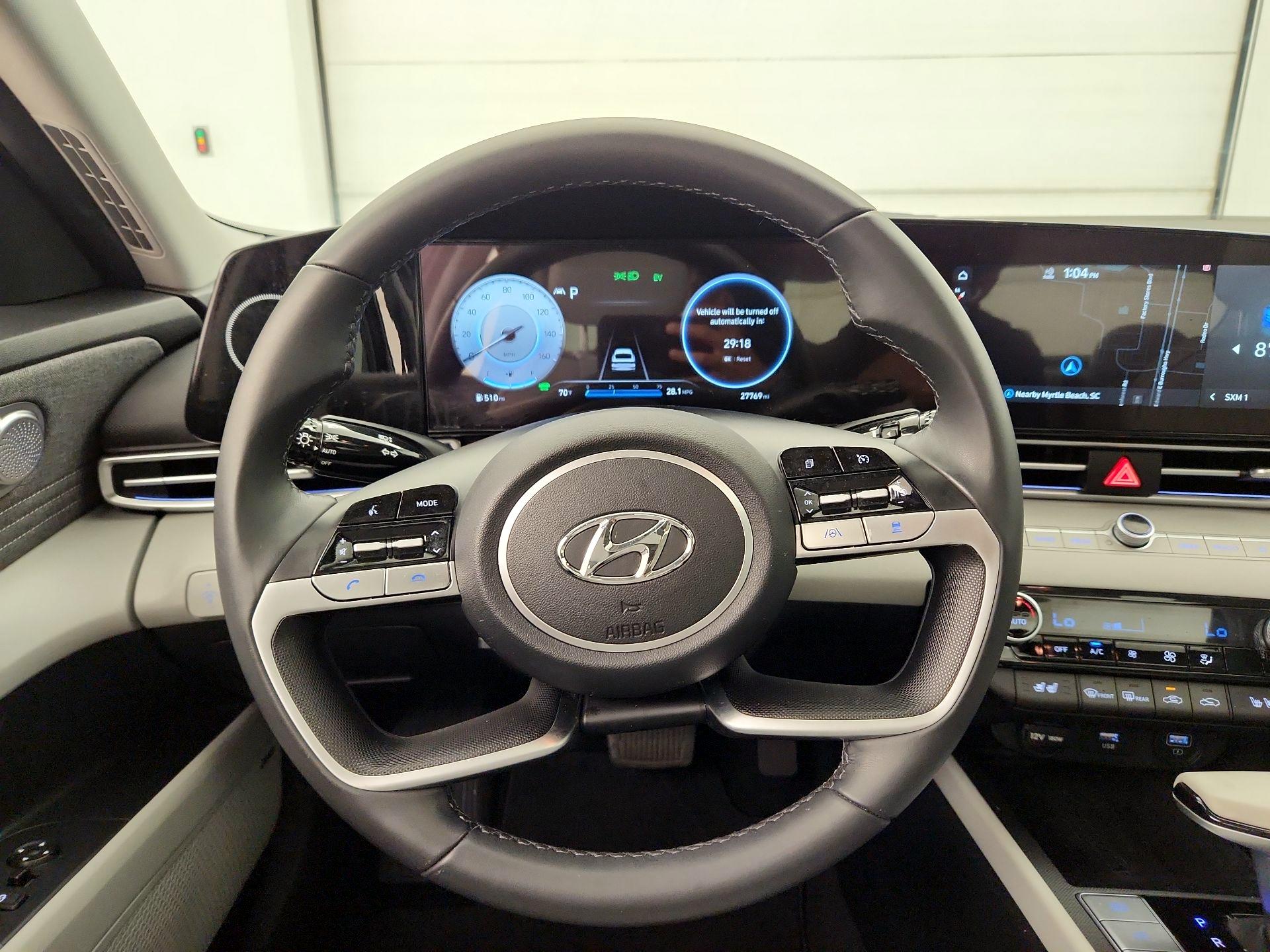Thumbnail: 2023 Hyundai Elantra - 10