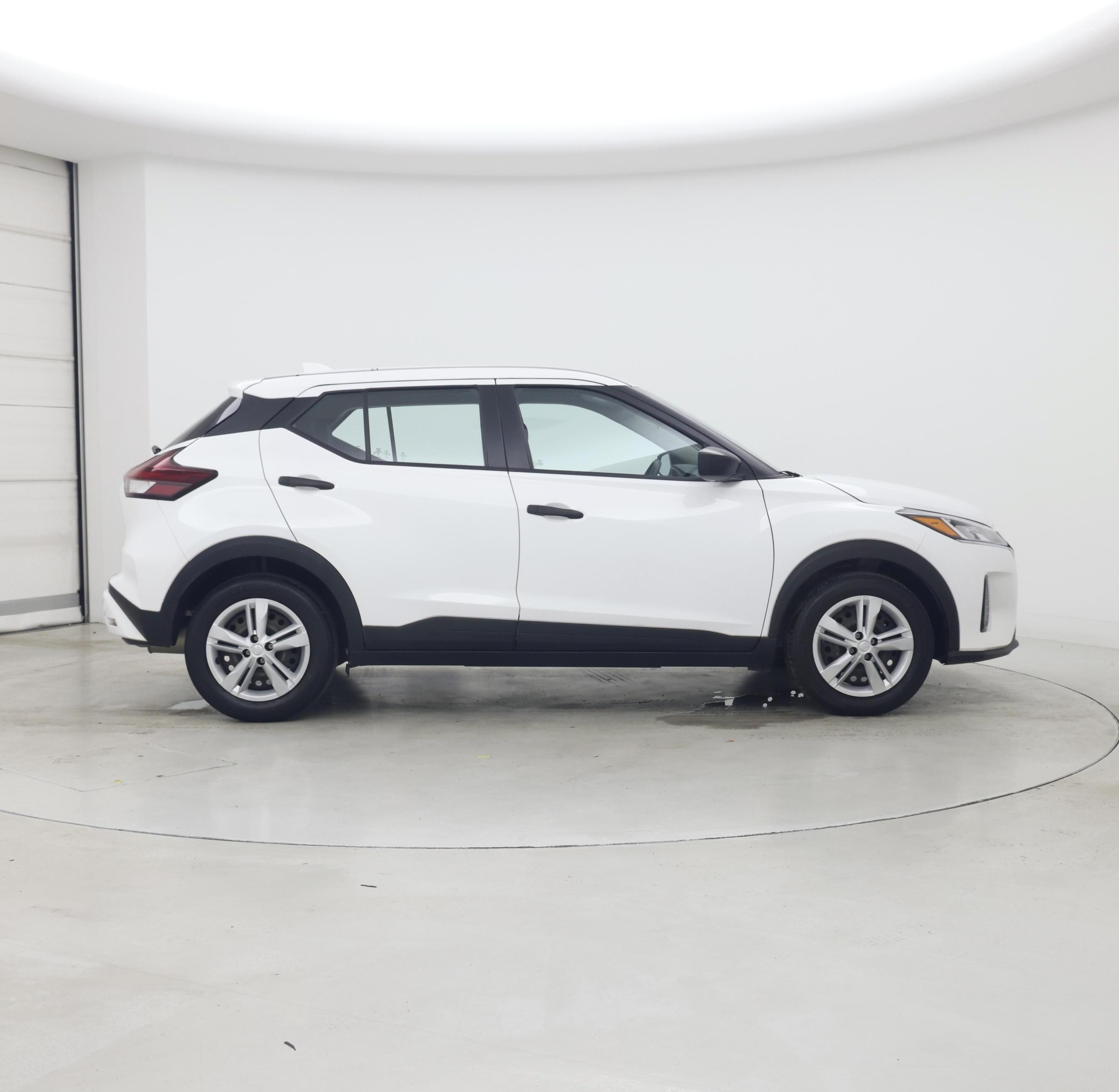 Thumbnail: 2023 Nissan Kicks - 7