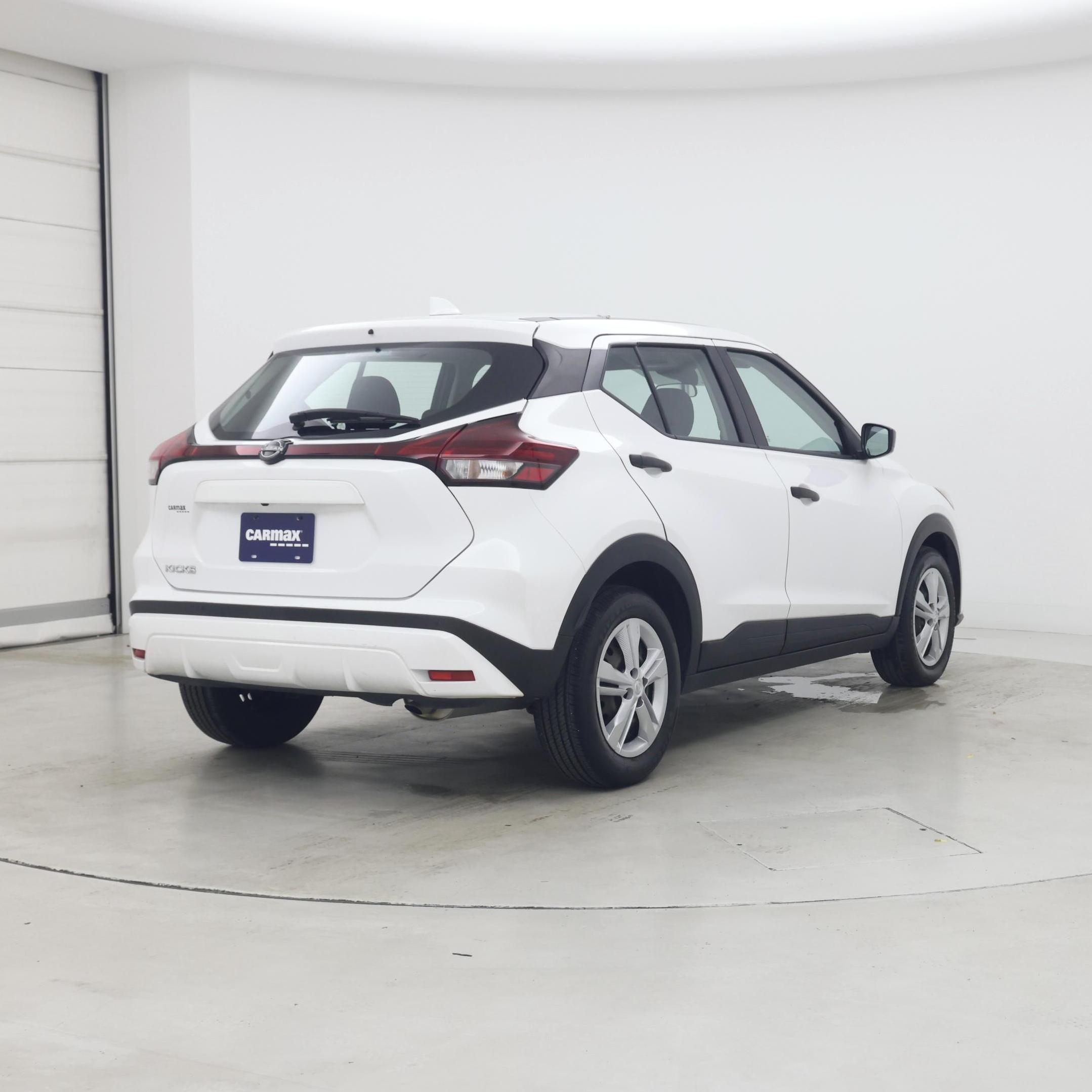 Thumbnail: 2023 Nissan Kicks - 8