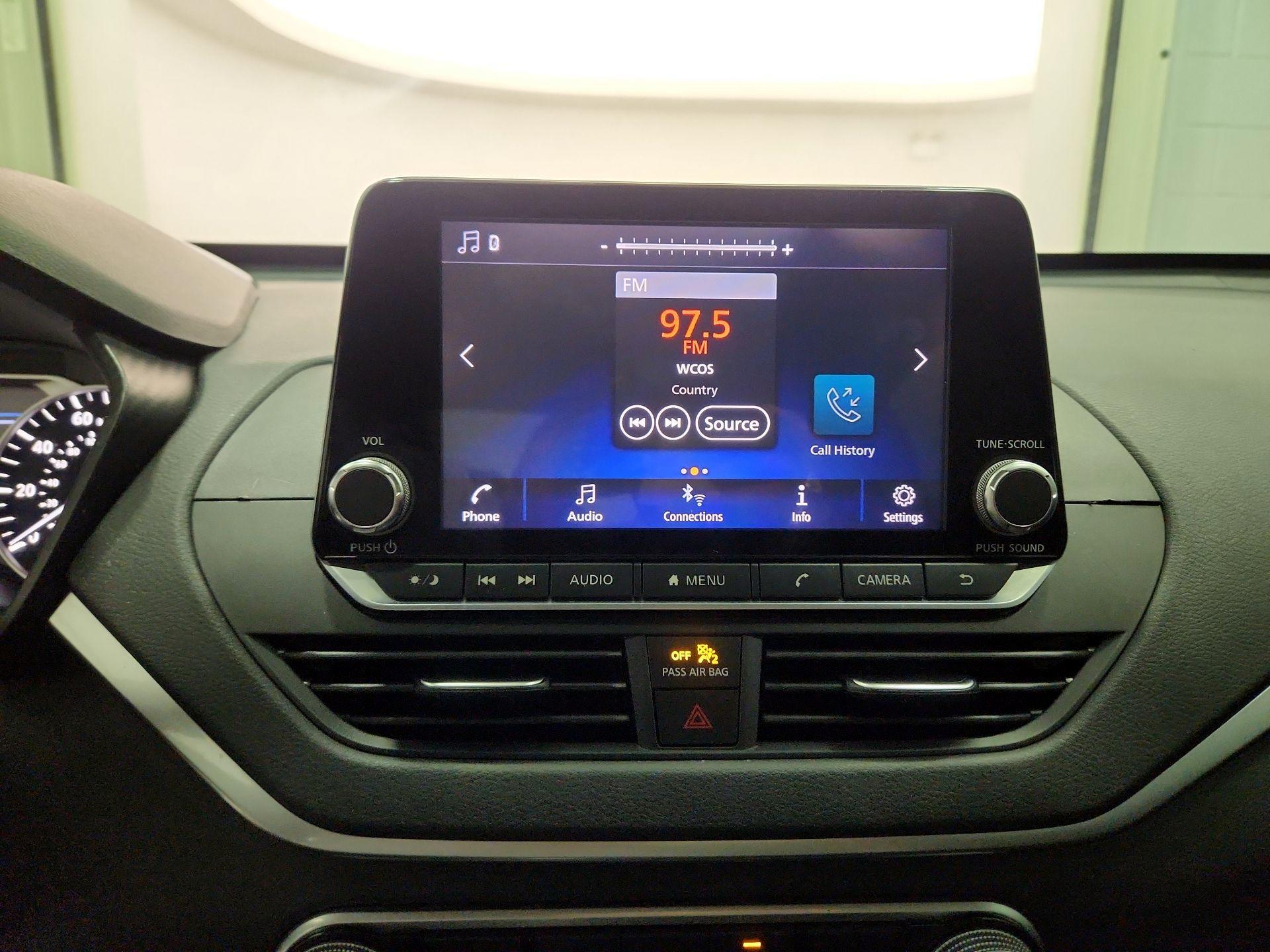 Thumbnail: 2020 Nissan Altima - 15