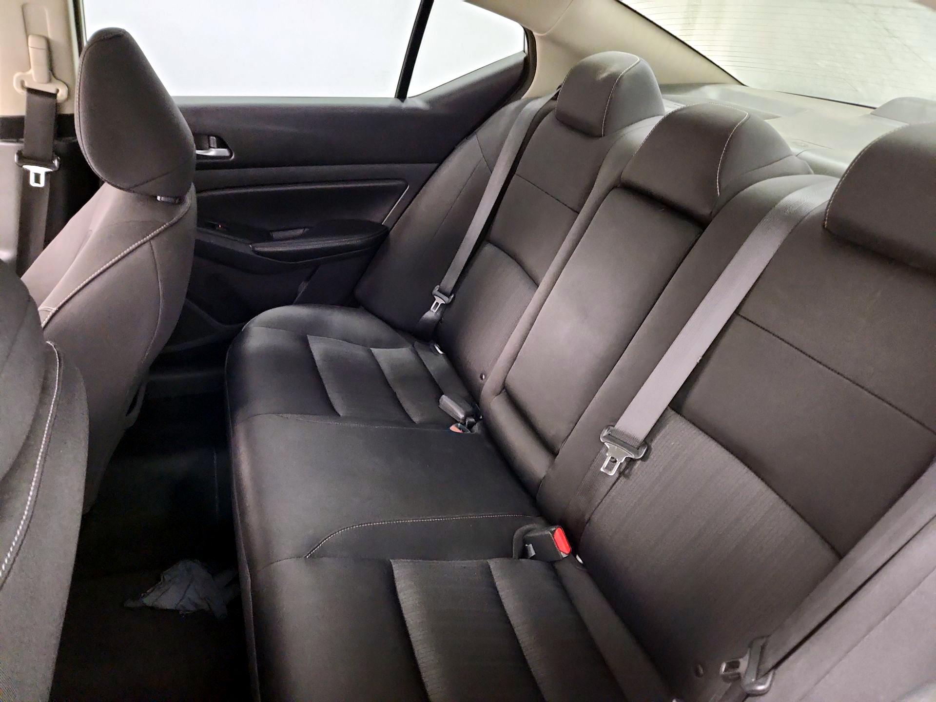 Thumbnail: 2020 Nissan Altima - 19