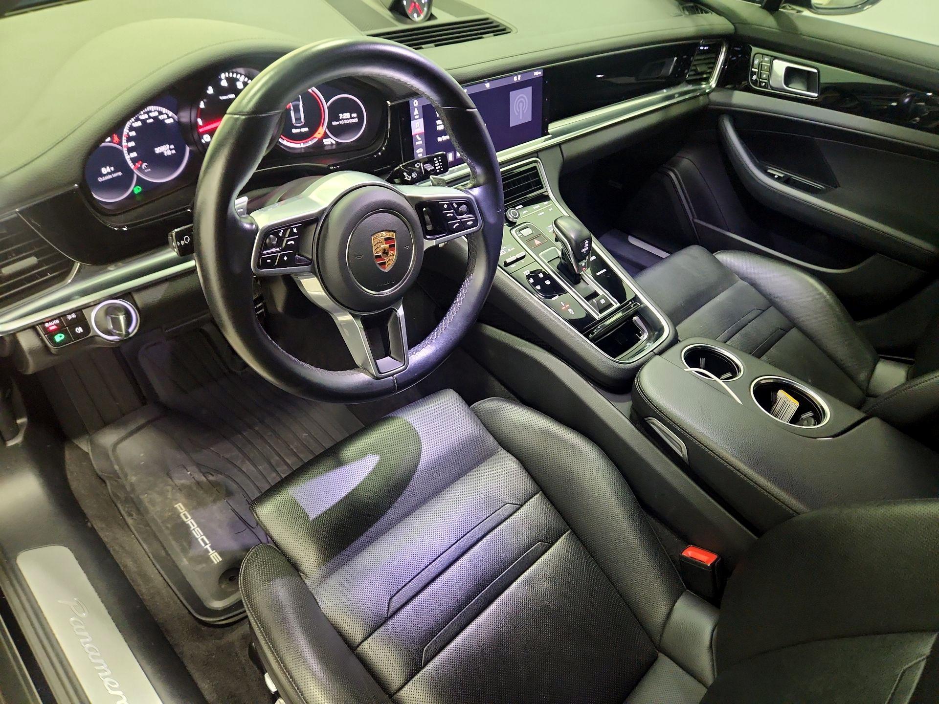 Thumbnail: 2020 Porsche Panamera - 11