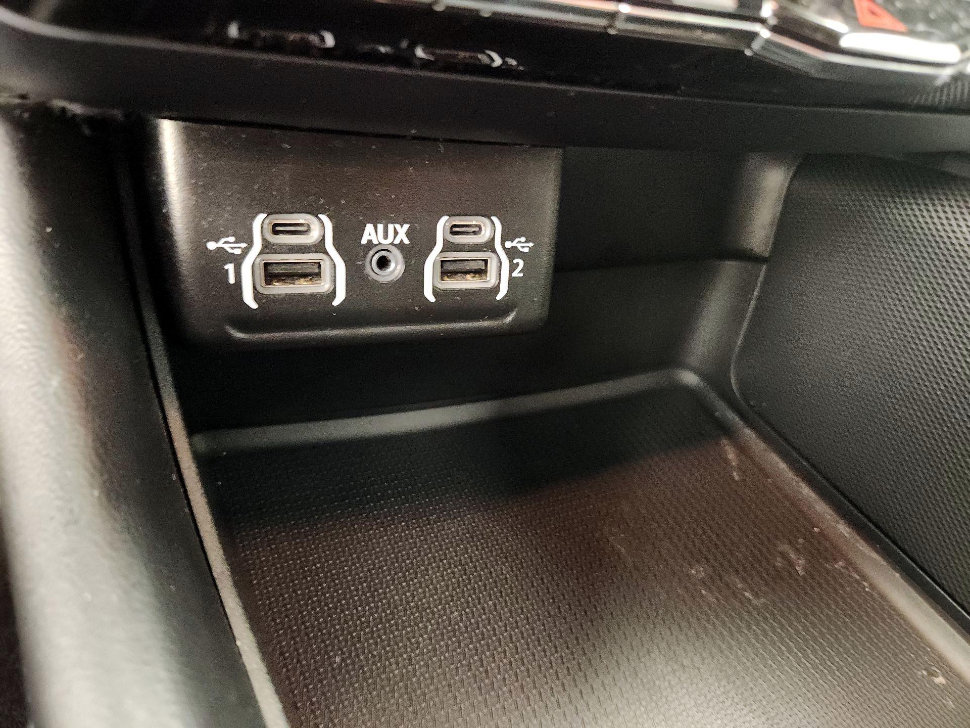 Thumbnail: 2022 Dodge Durango - 18
