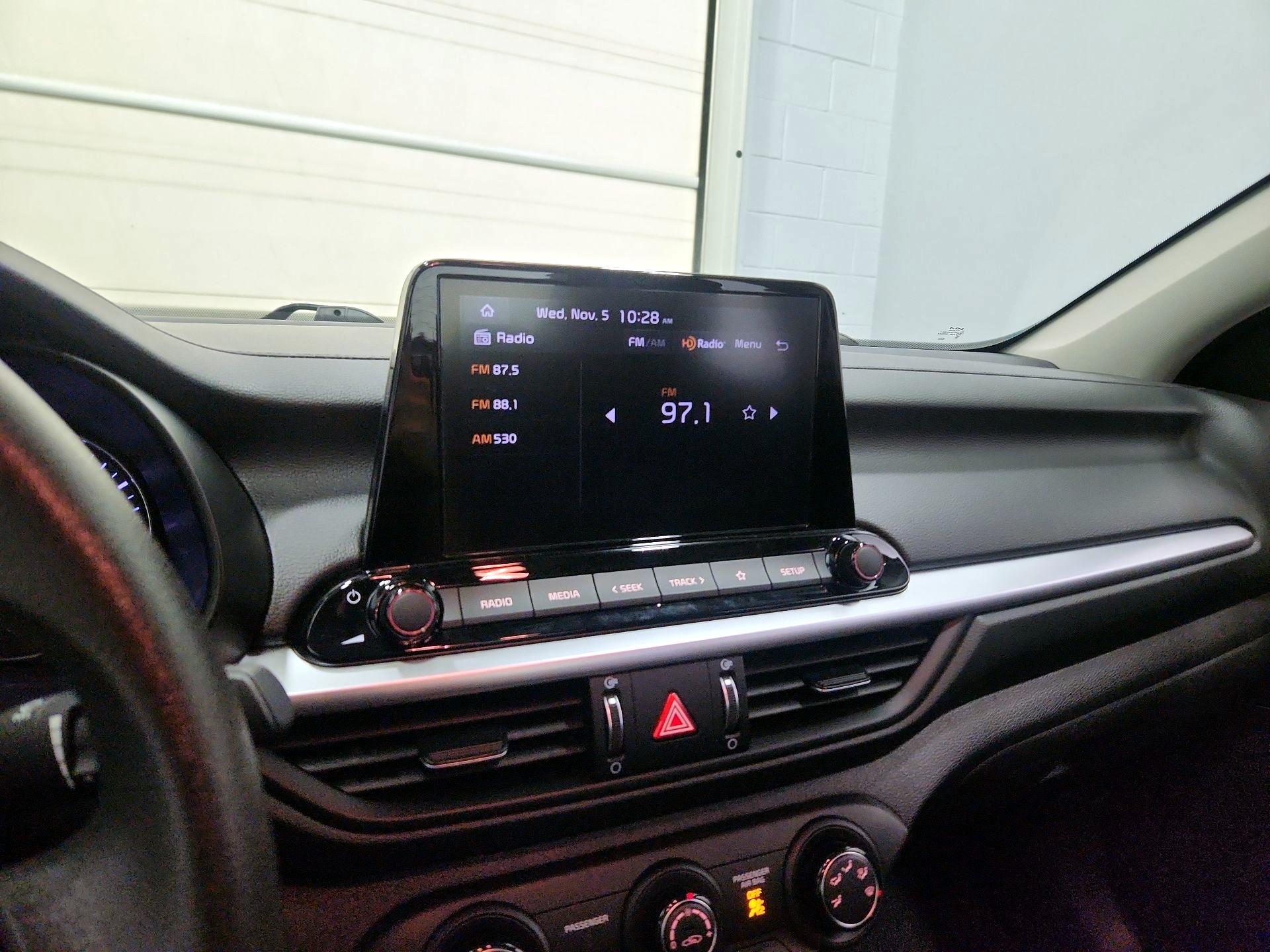 Thumbnail: 2024 Kia Forte - 15