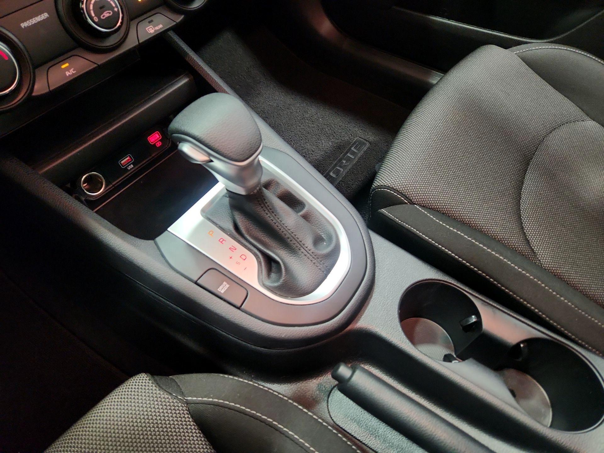 Thumbnail: 2024 Kia Forte - 17