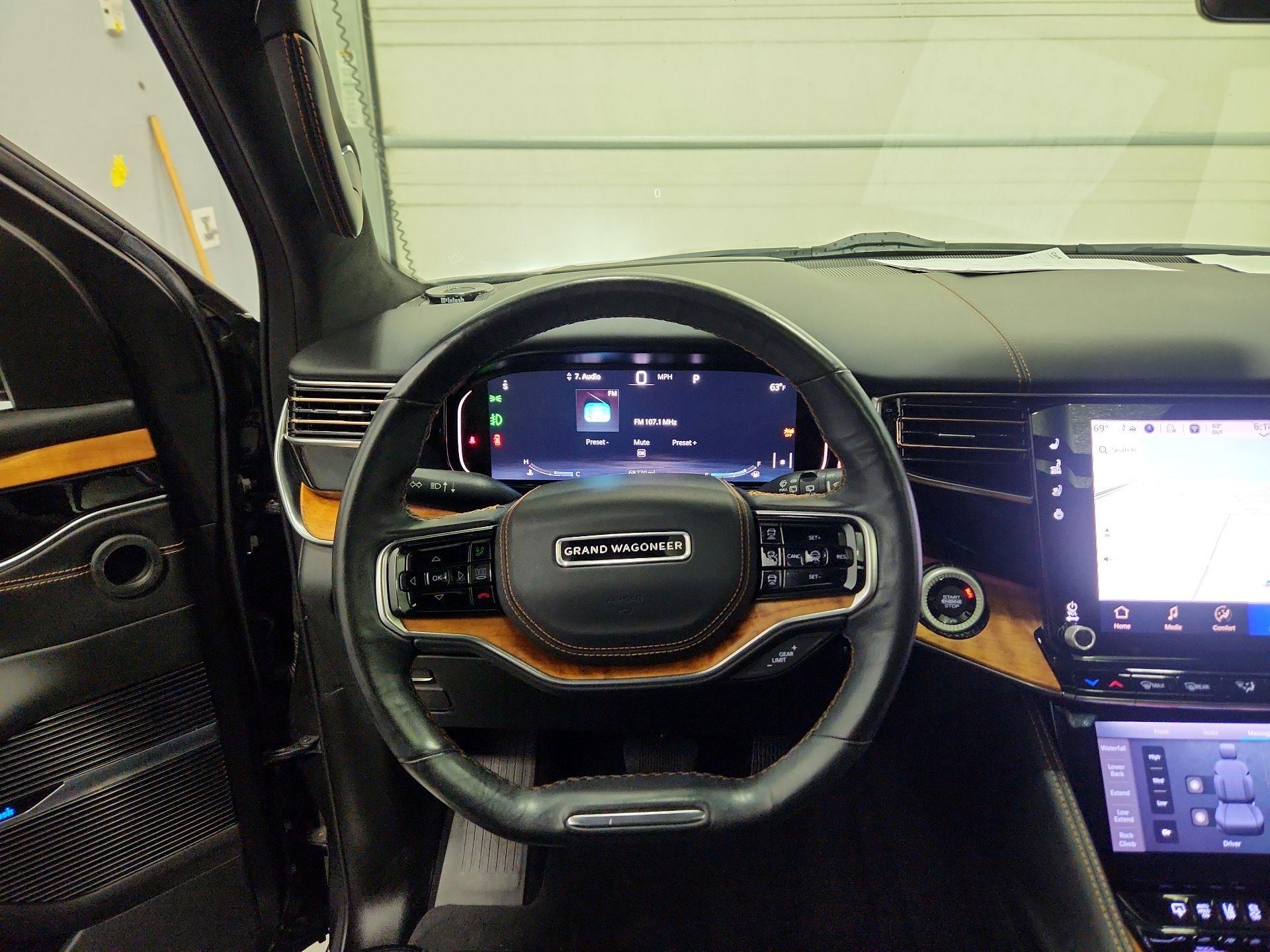 Thumbnail: 2022 Jeep Grand Wagoneer - 10