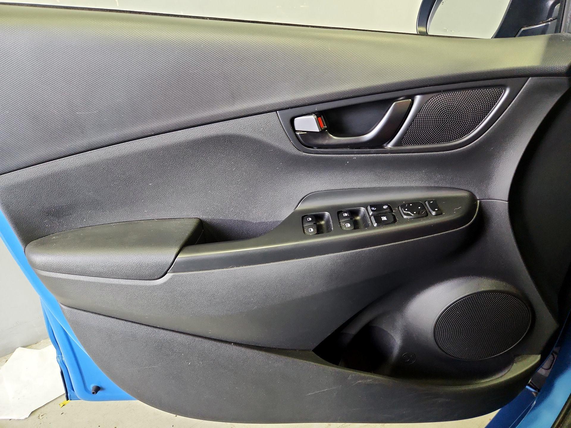 Thumbnail: 2022 Hyundai Kona - 12