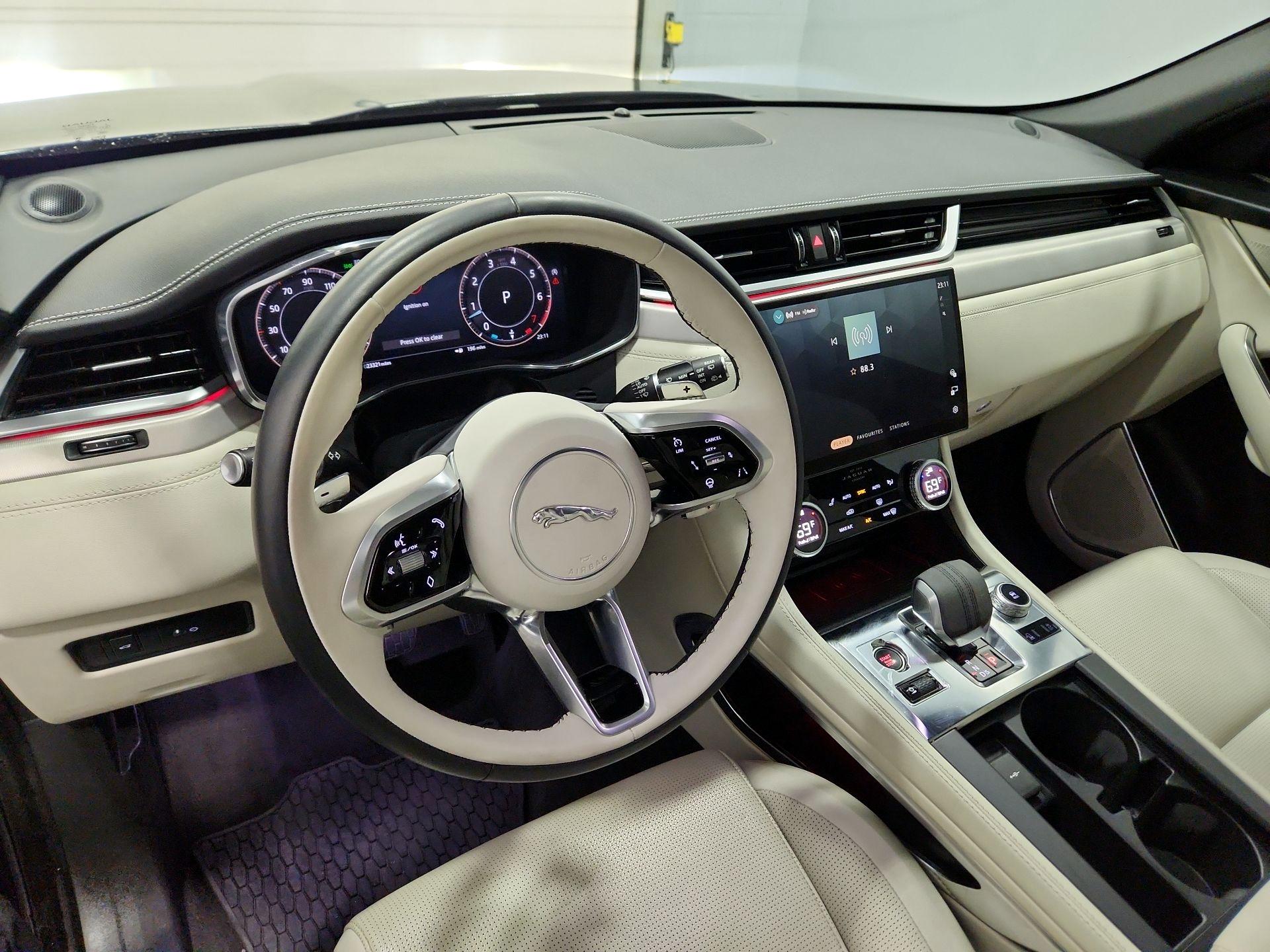 Thumbnail: 2024 Jaguar F-Pace - 9