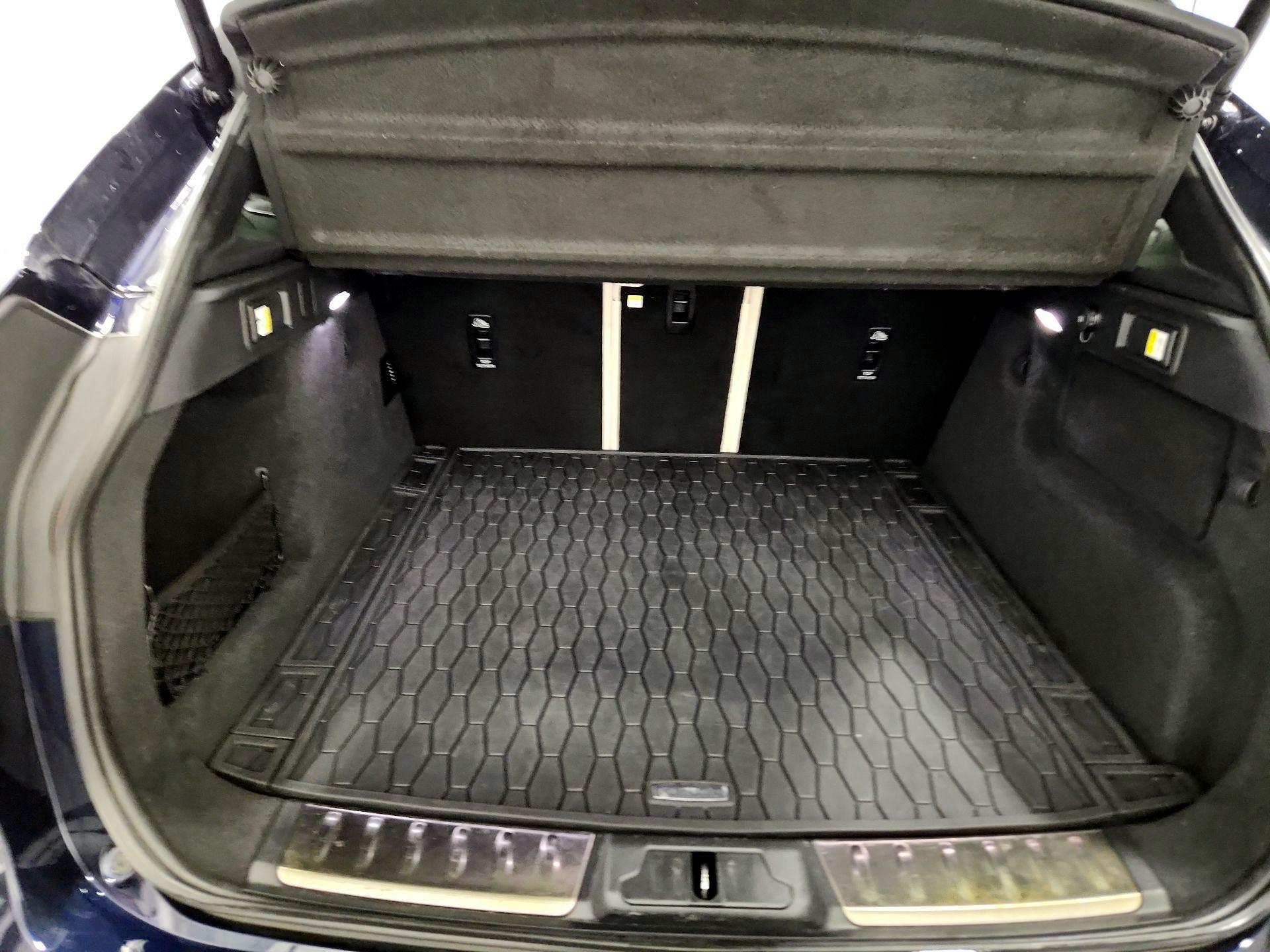 Thumbnail: 2024 Jaguar F-Pace - 19