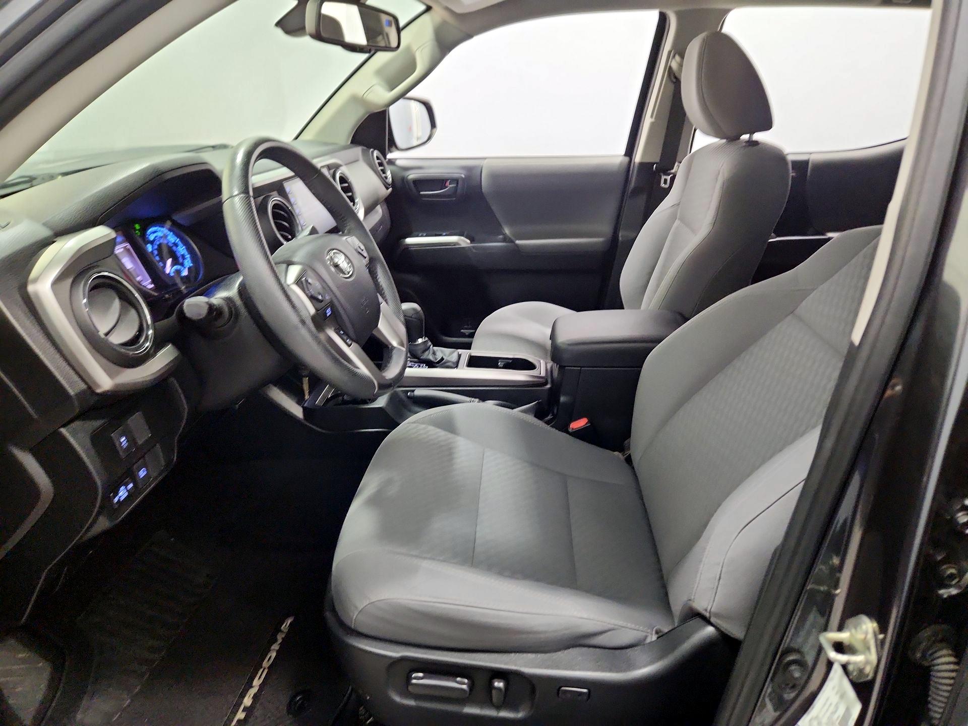 Thumbnail: 2021 Toyota Tacoma - 11