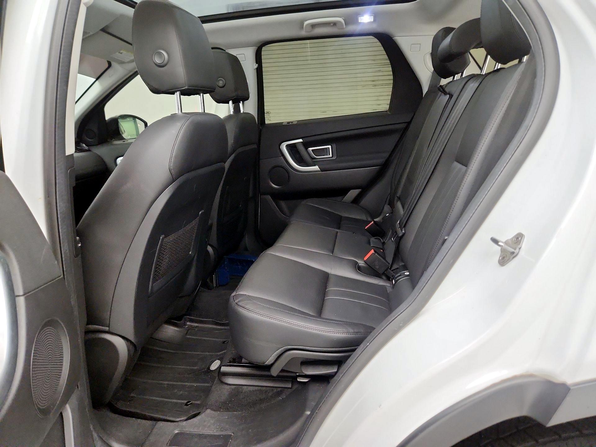 Thumbnail: 2019 Land Rover Discovery Sport - 19