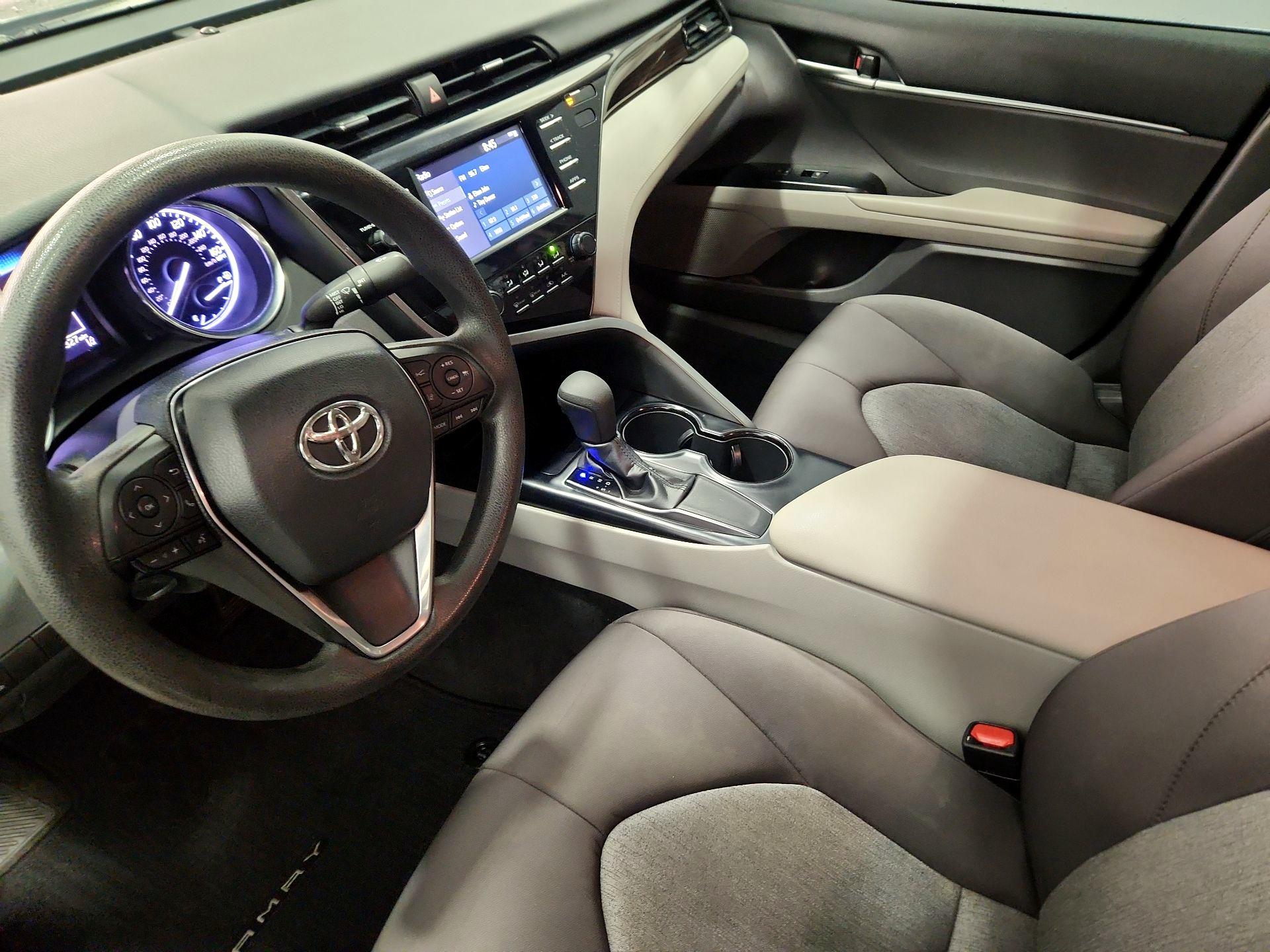 Thumbnail: 2019 Toyota Camry - 11