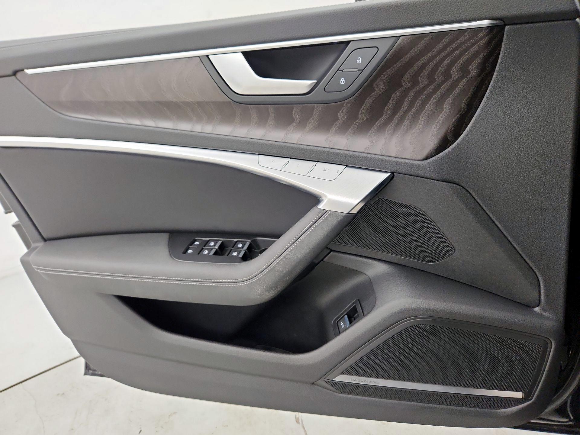 Thumbnail: 2021 Audi A6 - 12