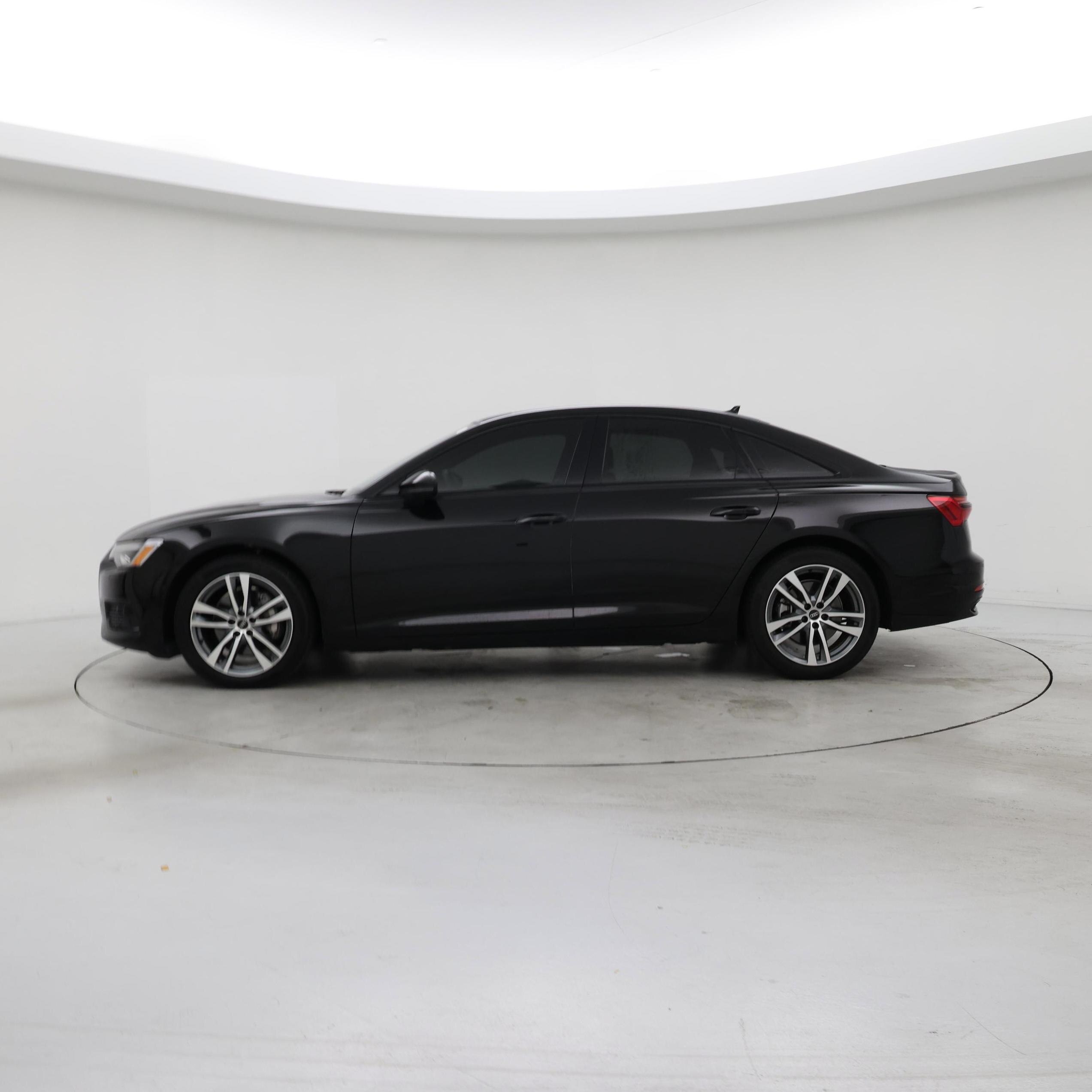 Thumbnail: 2021 Audi A6 - 3