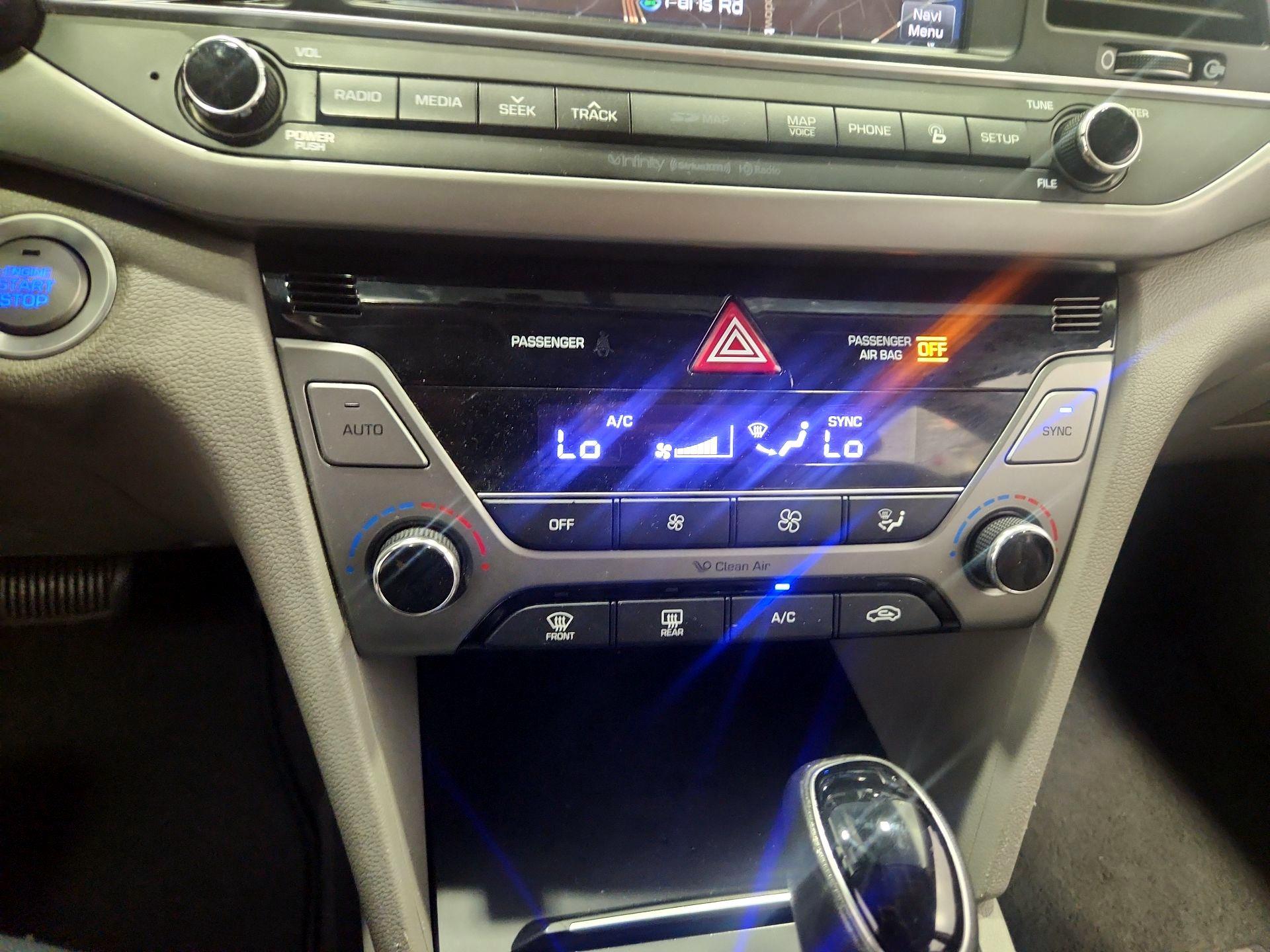 Thumbnail: 2017 Hyundai Elantra - 17