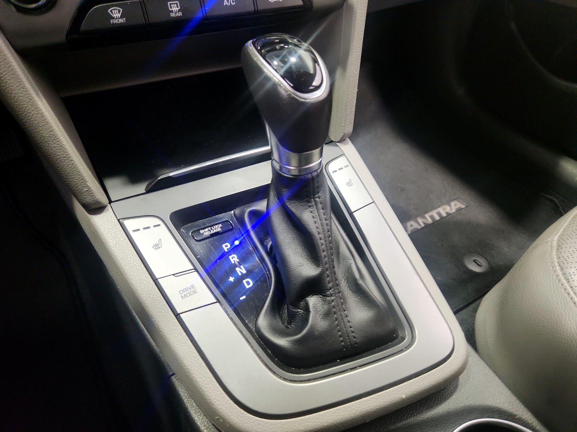 Thumbnail: 2017 Hyundai Elantra - 18