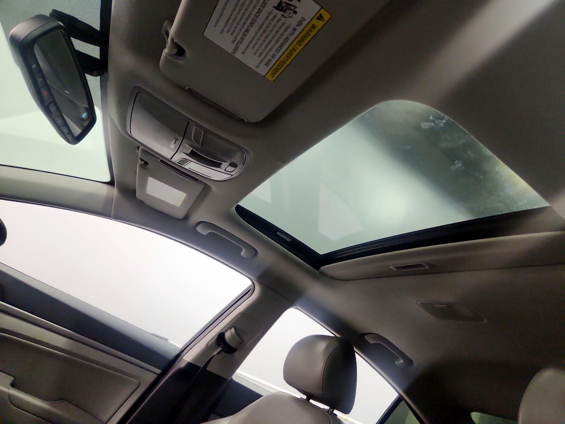 Thumbnail: 2017 Hyundai Elantra - 19