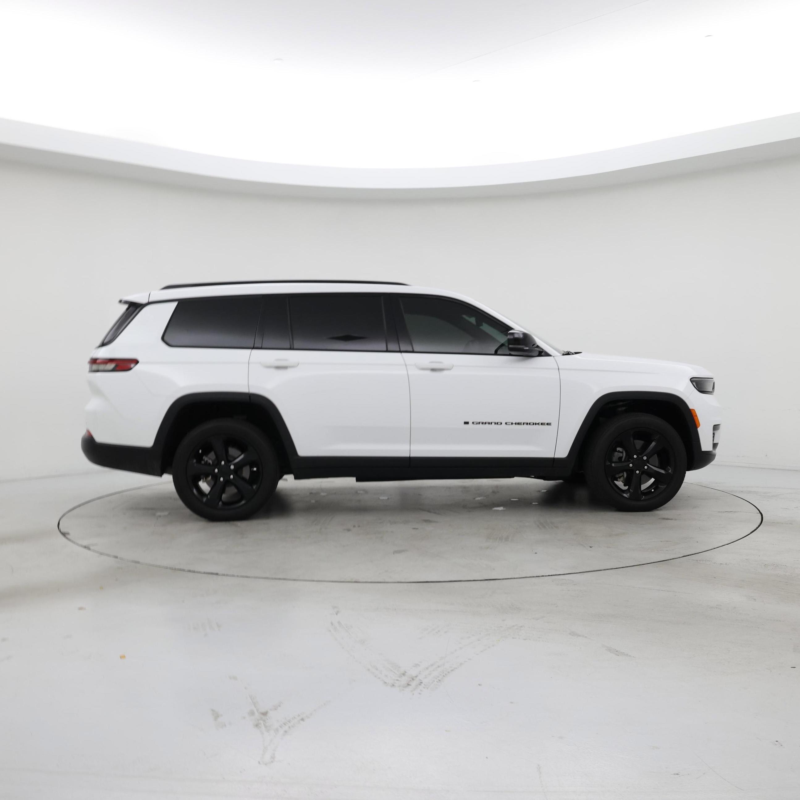 Thumbnail: 2024 Jeep Grand Cherokee L - 7