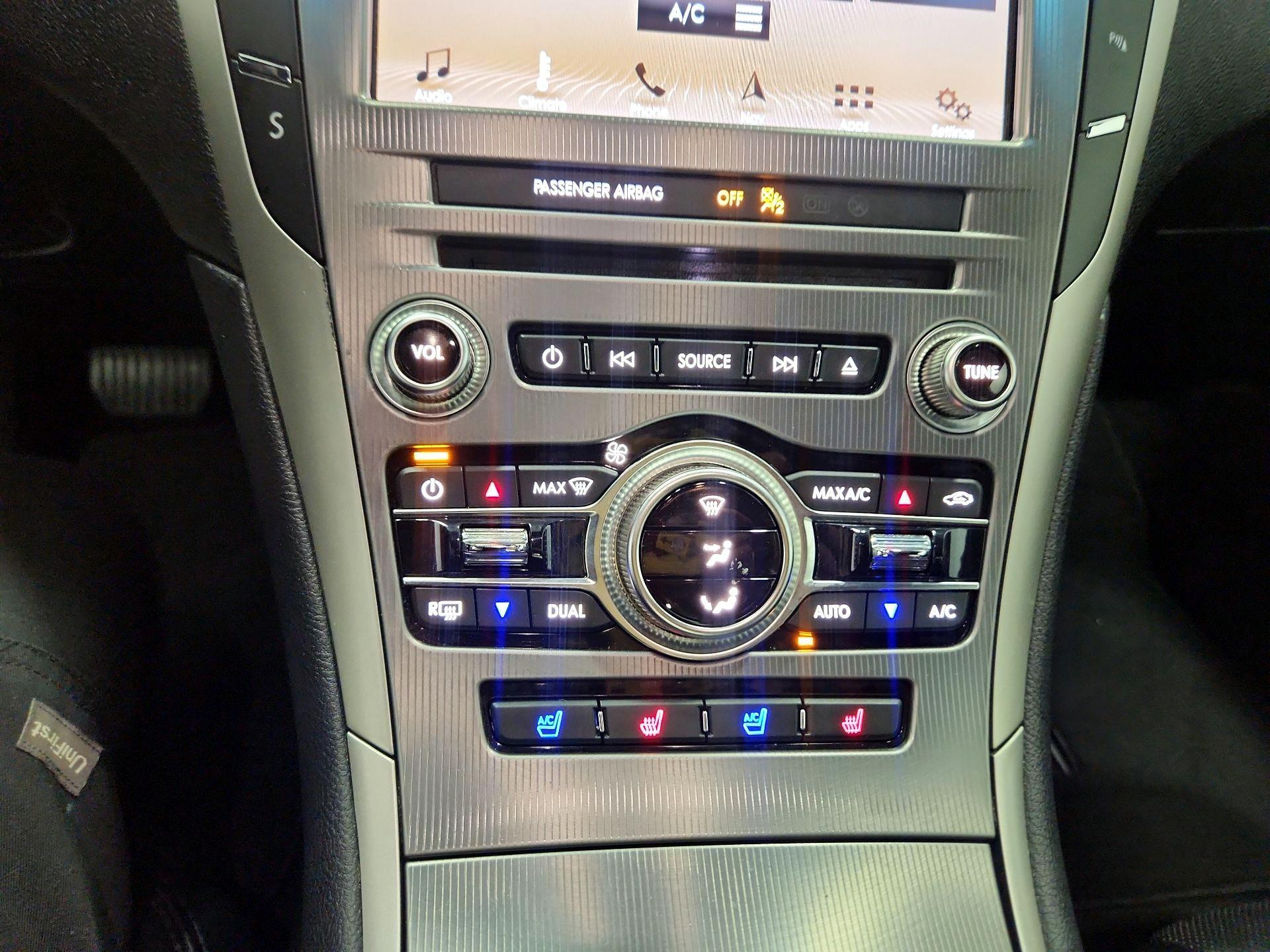 Thumbnail: 2017 Lincoln MKZ - 15