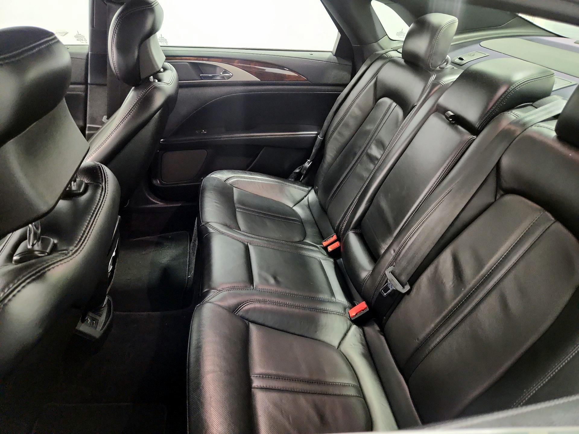 Thumbnail: 2017 Lincoln MKZ - 18