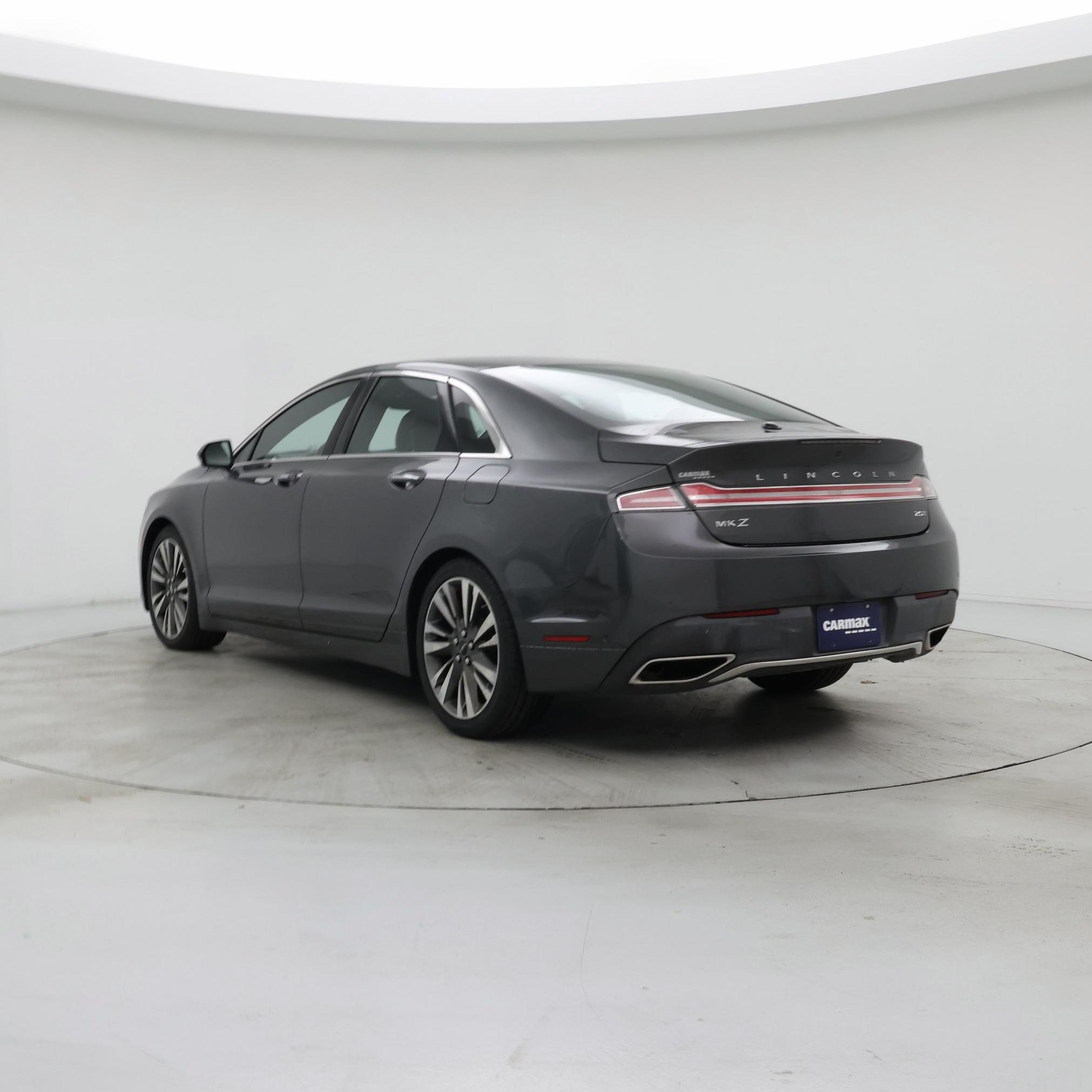 Thumbnail: 2017 Lincoln MKZ - 2