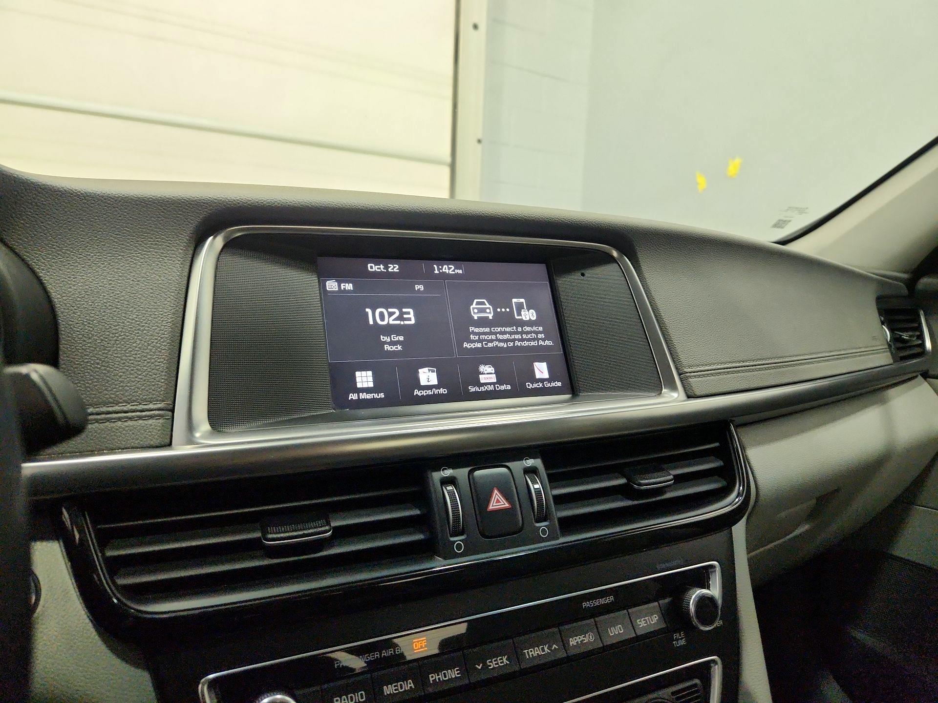 Thumbnail: 2018 Kia Optima - 15
