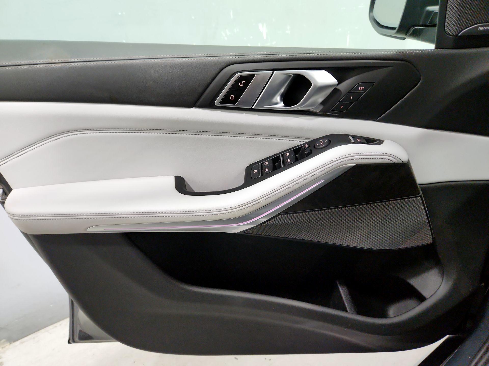 Thumbnail: 2024 BMW X5 - 12