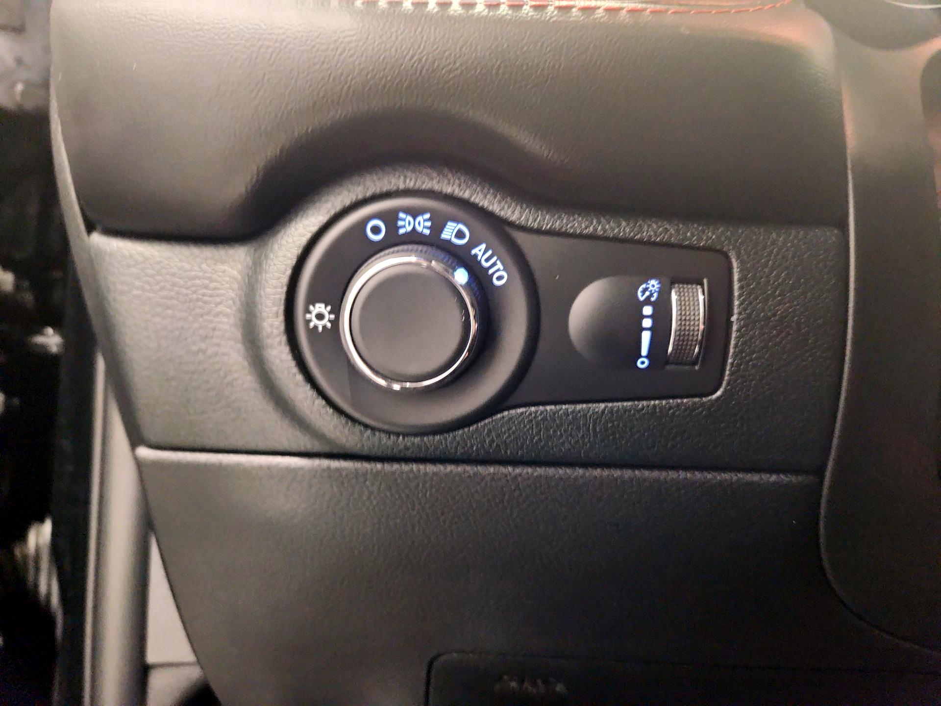 Thumbnail: 2025 Dodge Durango - 13