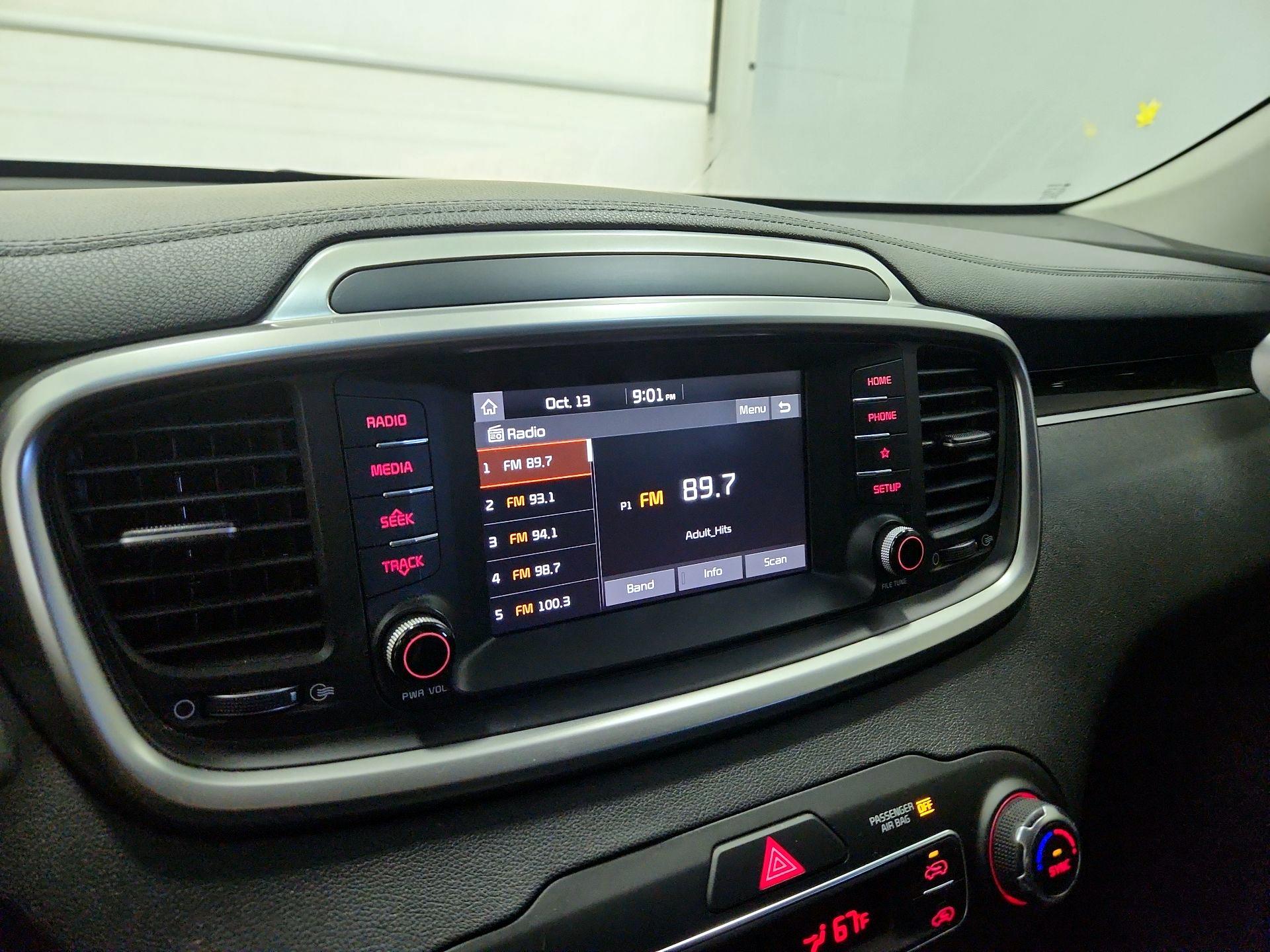 Thumbnail: 2019 Kia Sorento - 15