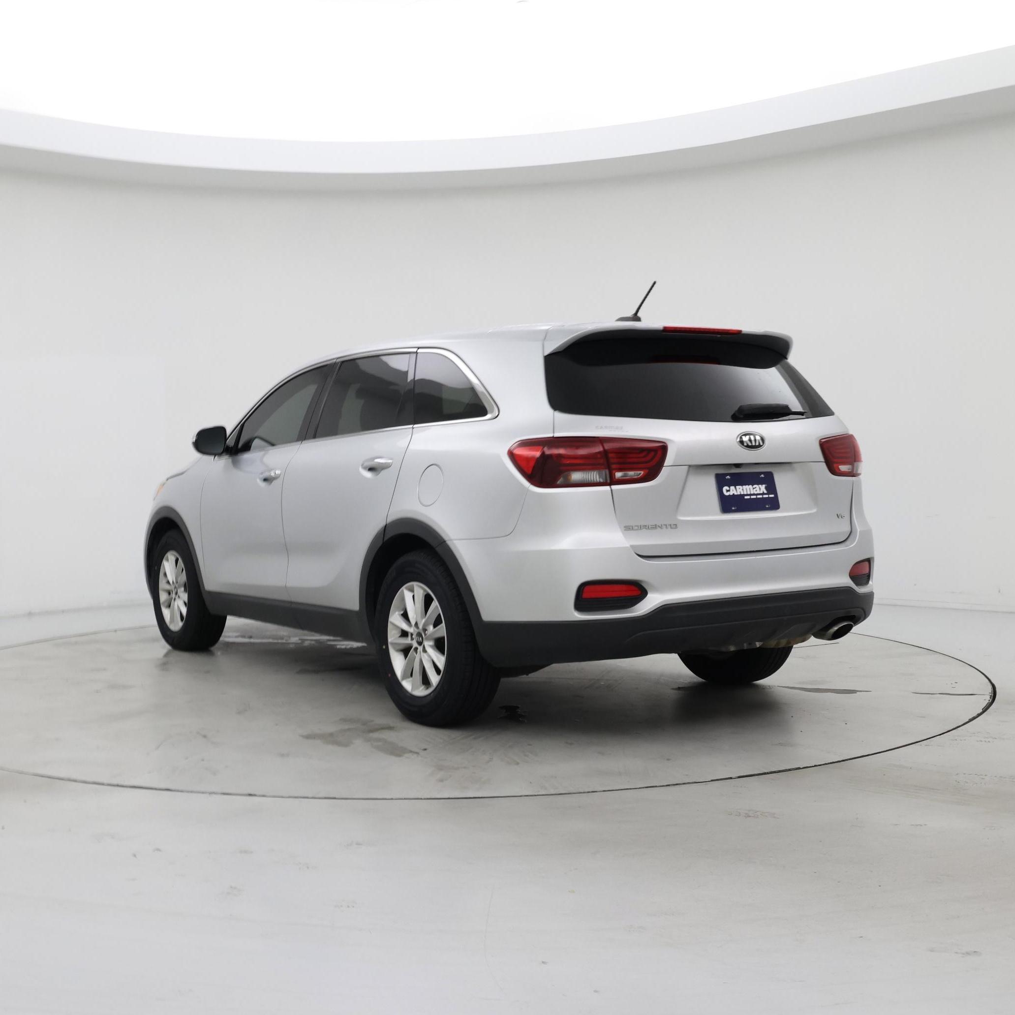 Thumbnail: 2019 Kia Sorento - 2