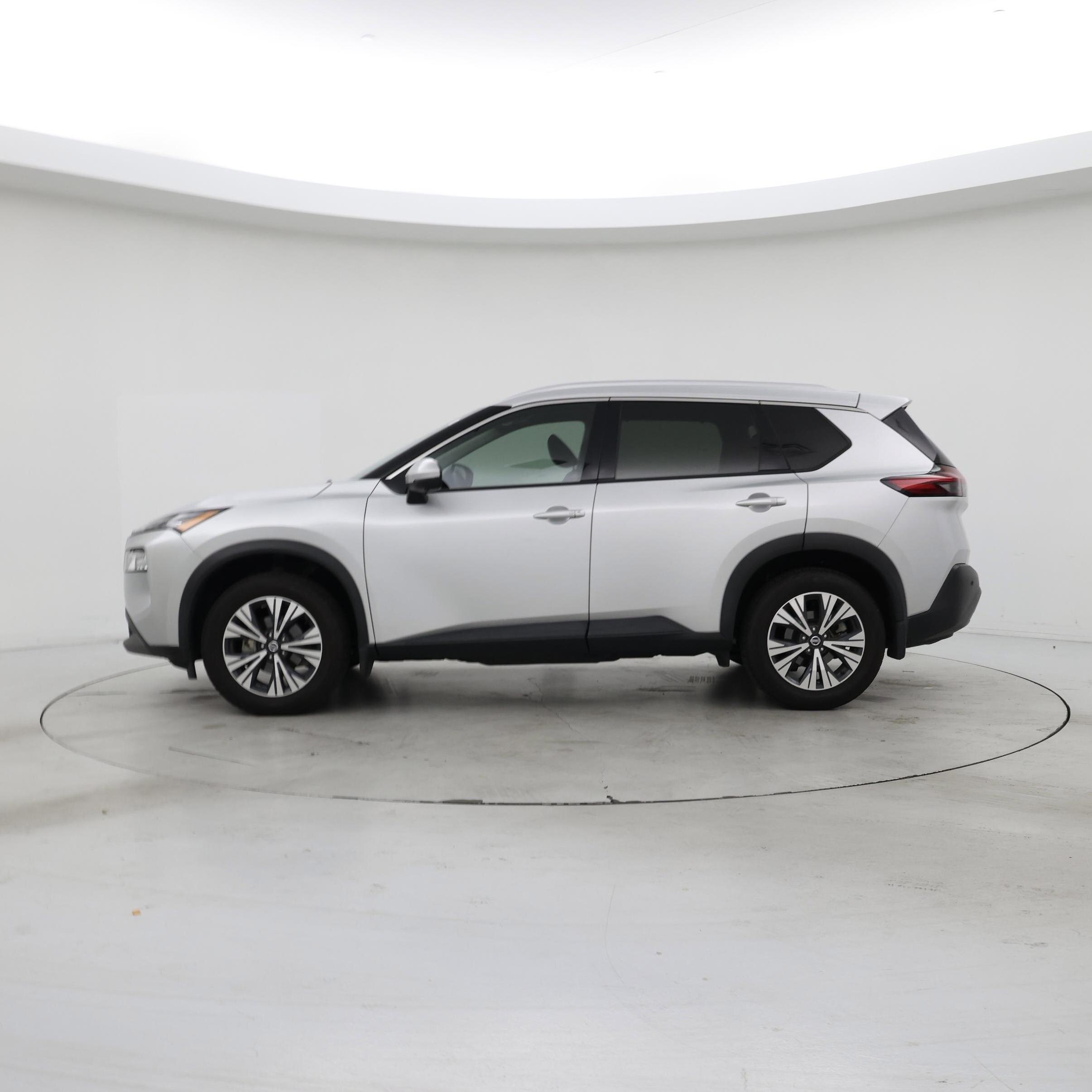 Thumbnail: 2021 Nissan Rogue - 3