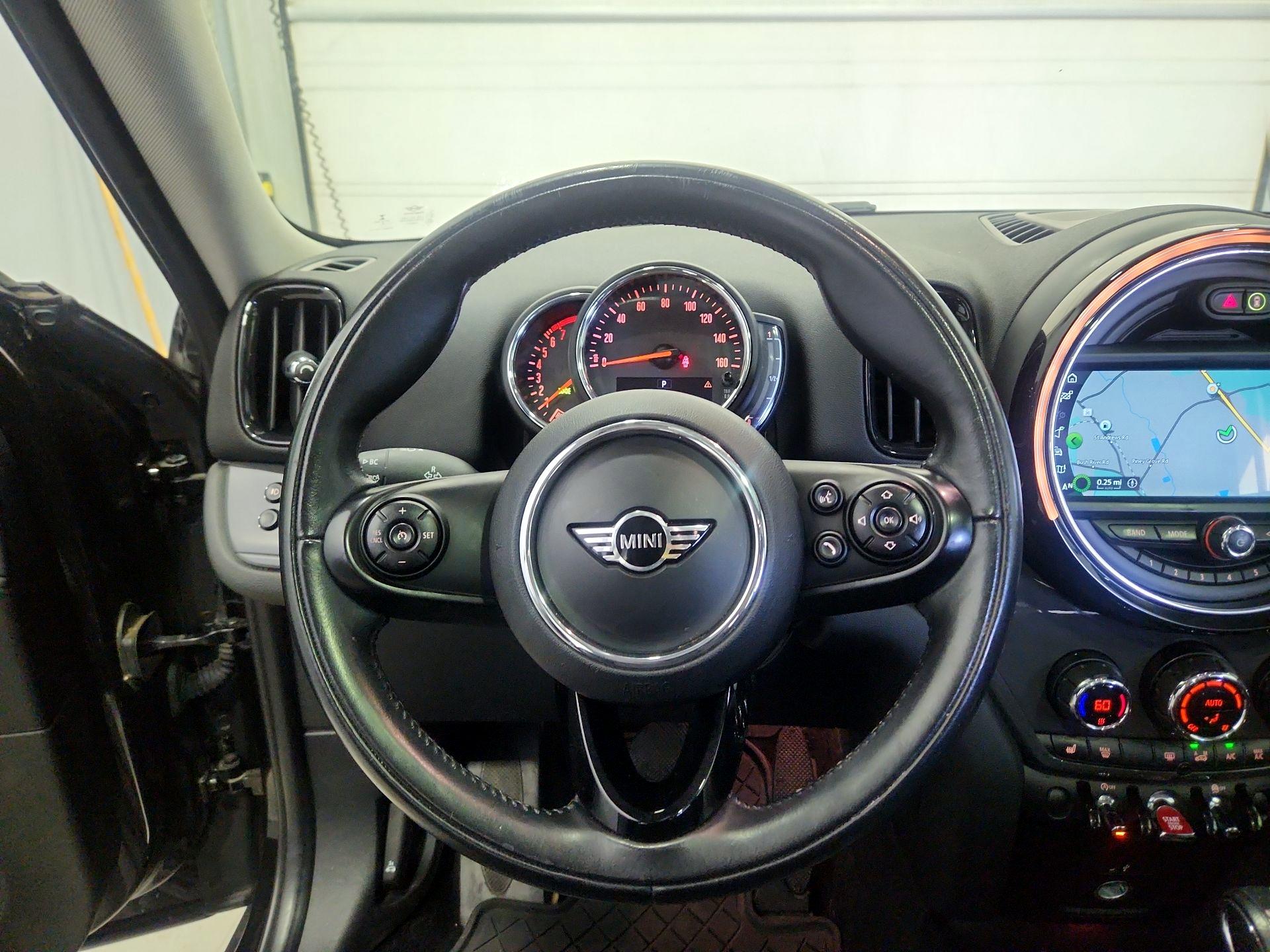Thumbnail: 2019 MINI Cooper Countryman - 10