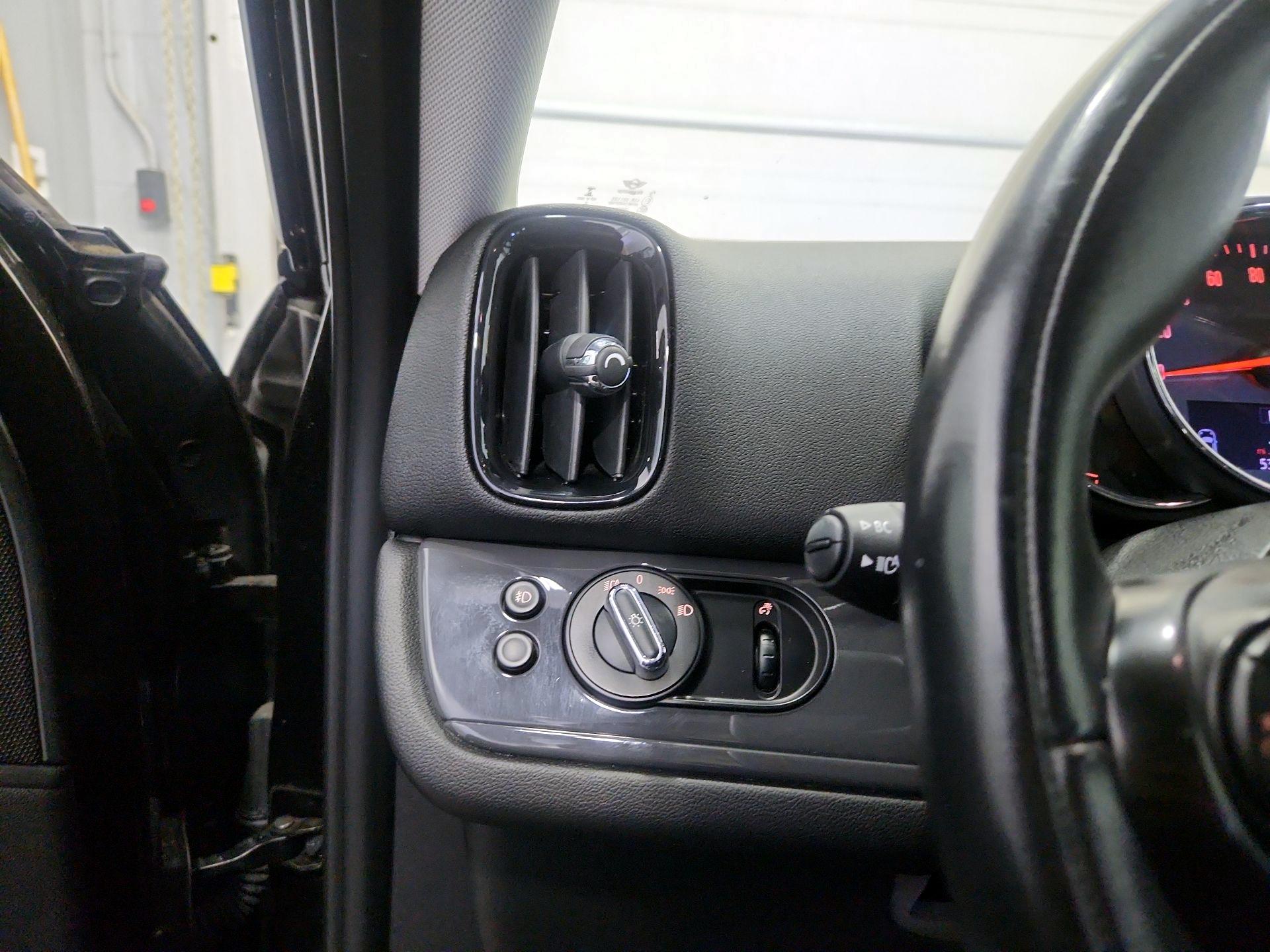 Thumbnail: 2019 MINI Cooper Countryman - 13