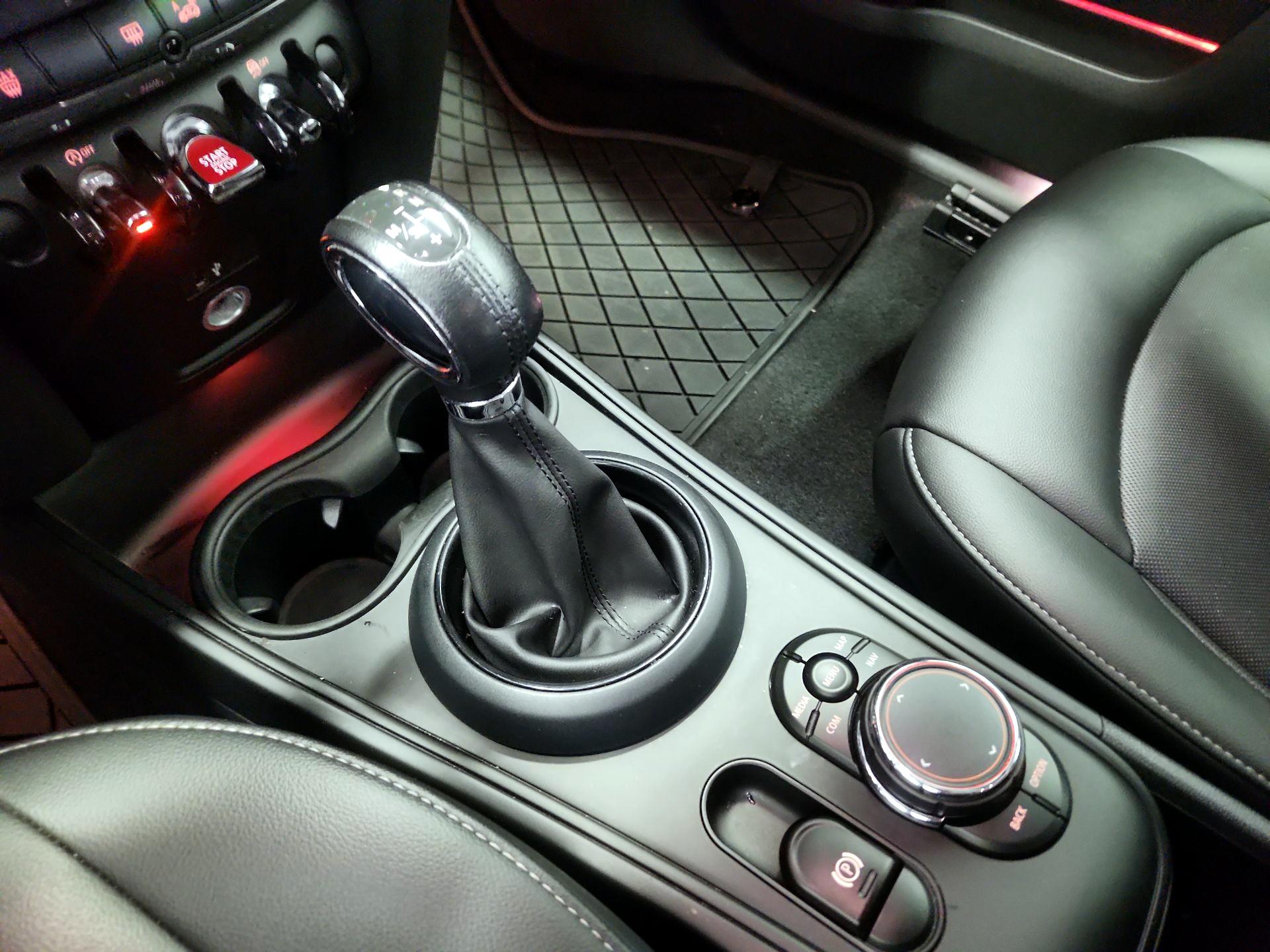 Thumbnail: 2019 MINI Cooper Countryman - 18