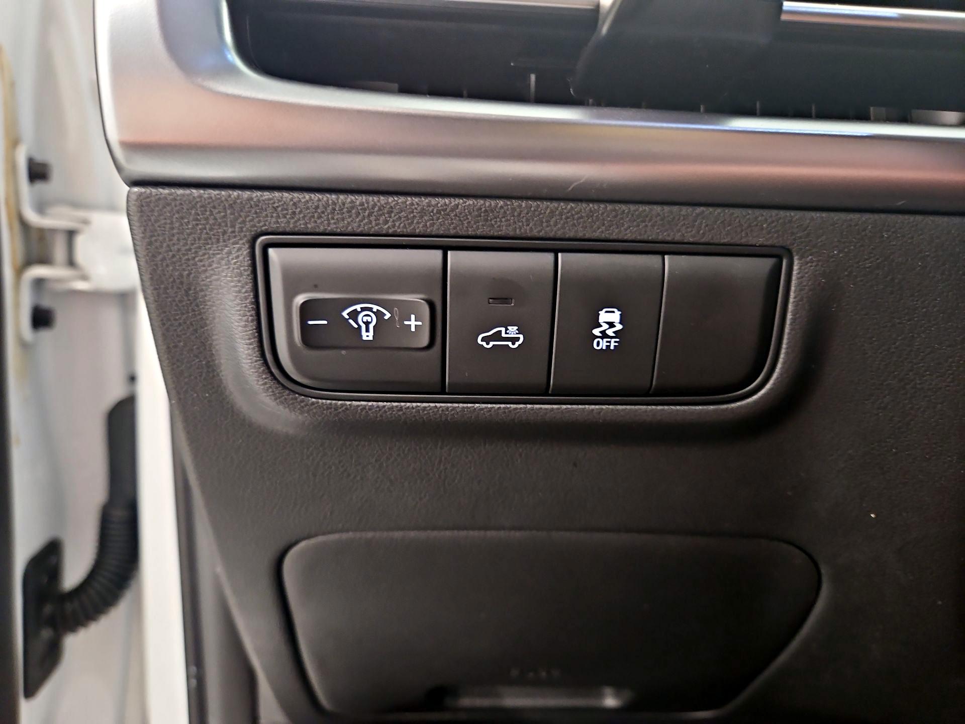 Thumbnail: 2025 Hyundai Santa Cruz - 13